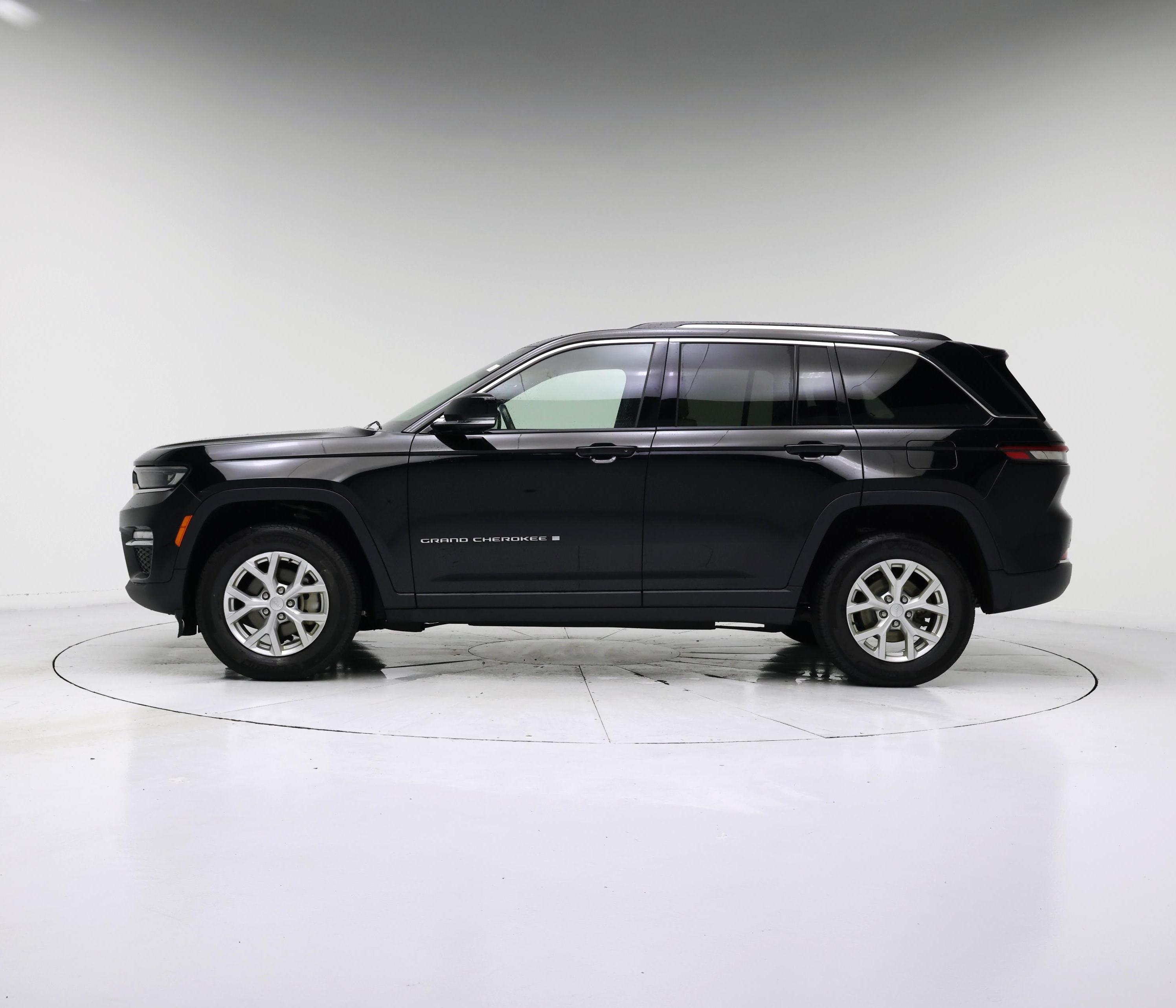 Thumbnail: 2023 Jeep Grand Cherokee - 3