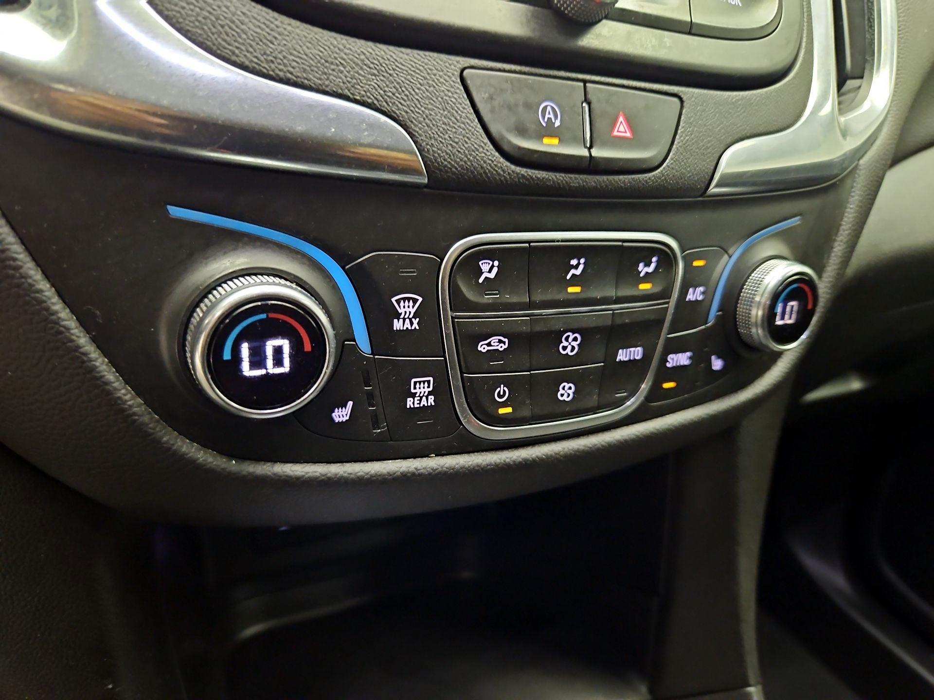Thumbnail: 2024 Chevrolet Equinox - 16