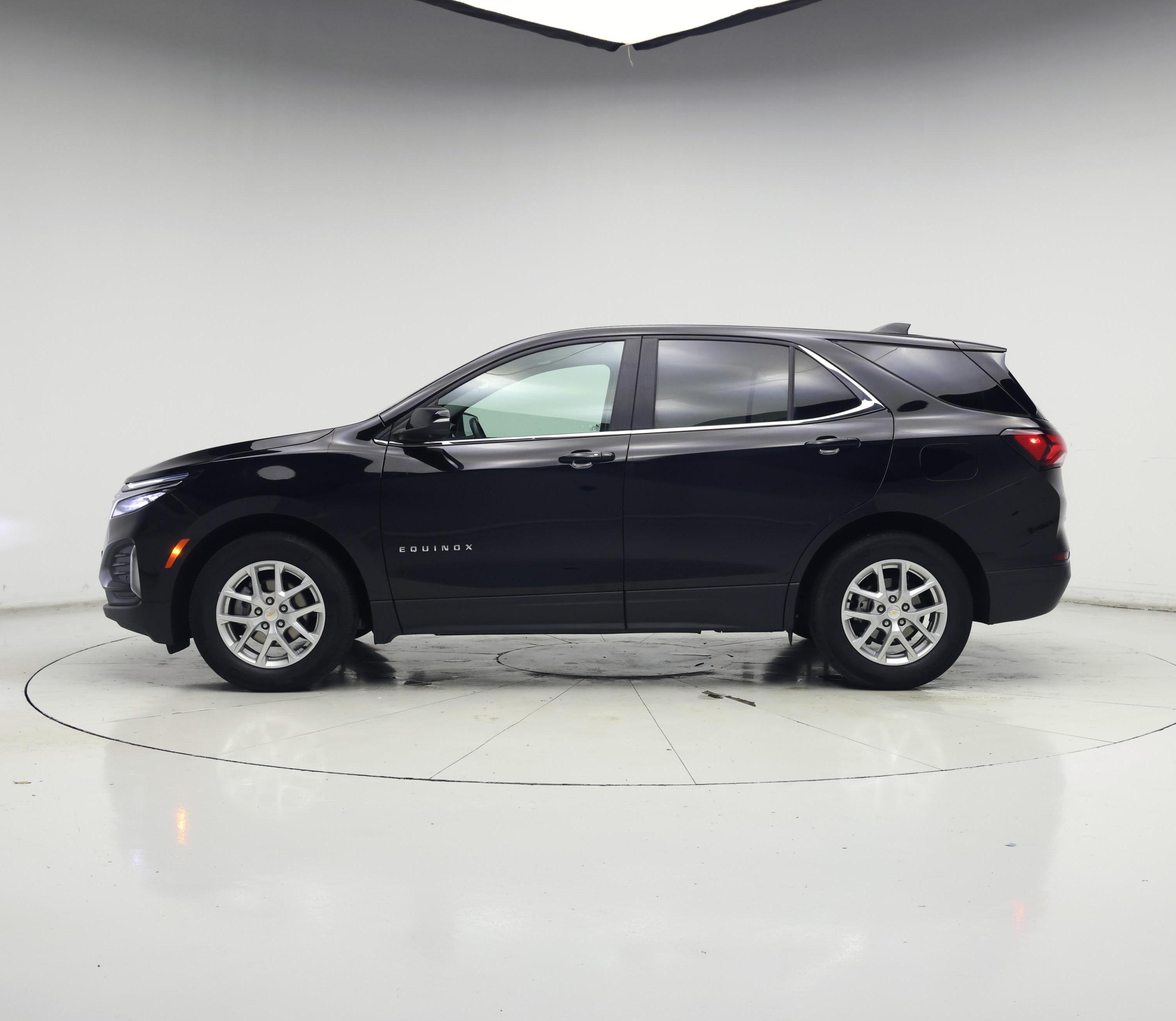 Thumbnail: 2024 Chevrolet Equinox - 3