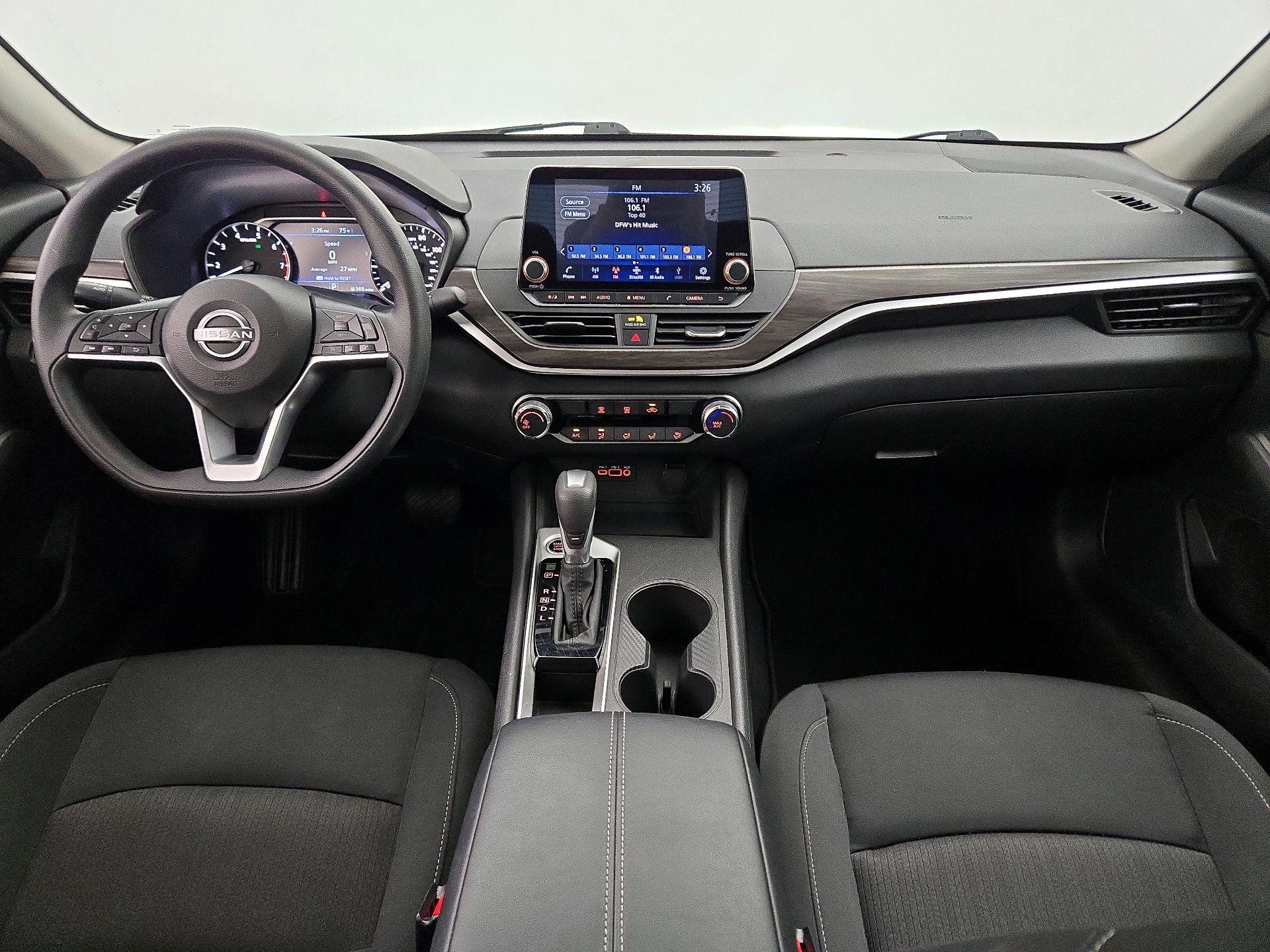 Thumbnail: 2025 Nissan Altima - 9