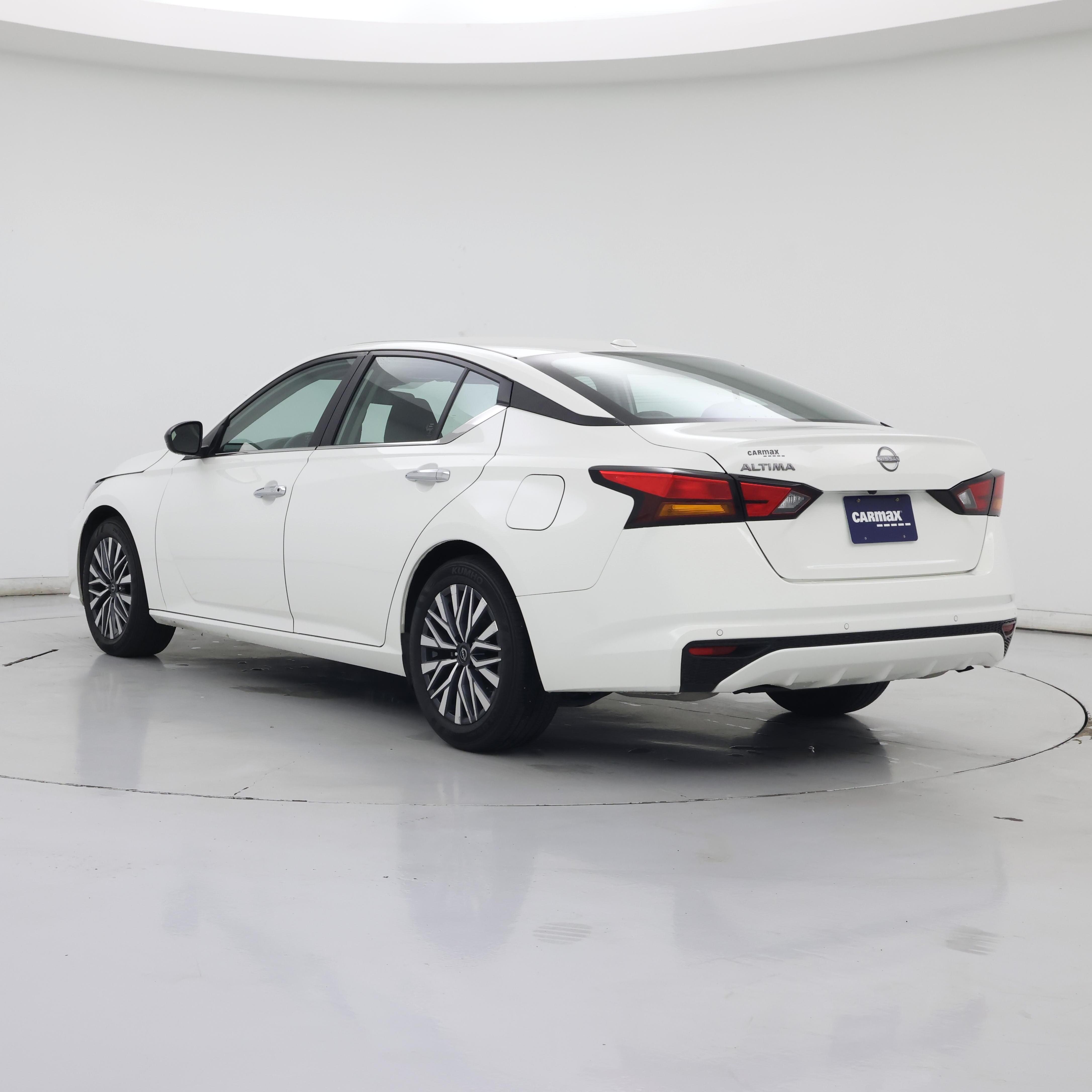 Thumbnail: 2025 Nissan Altima - 2