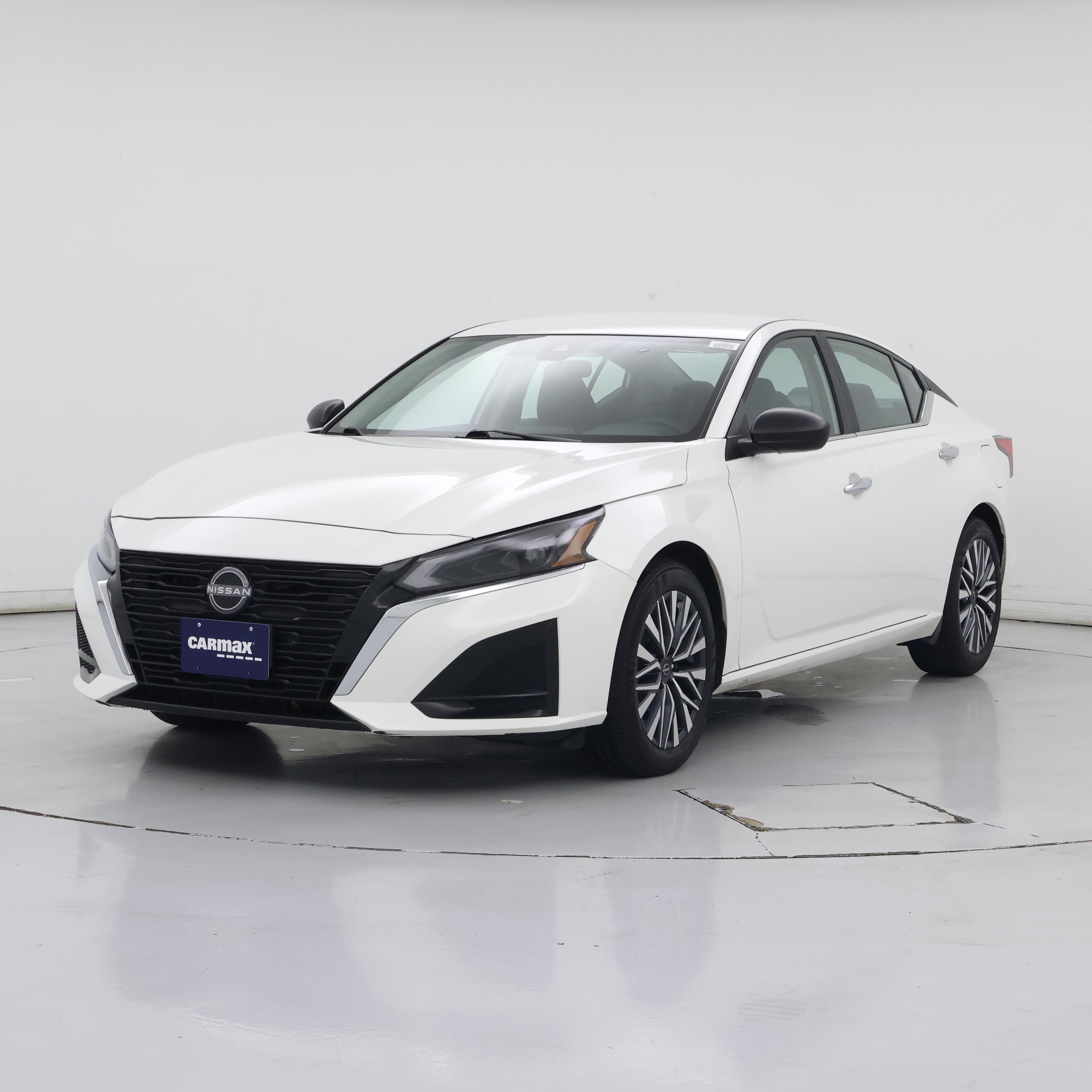 Thumbnail: 2025 Nissan Altima - 4