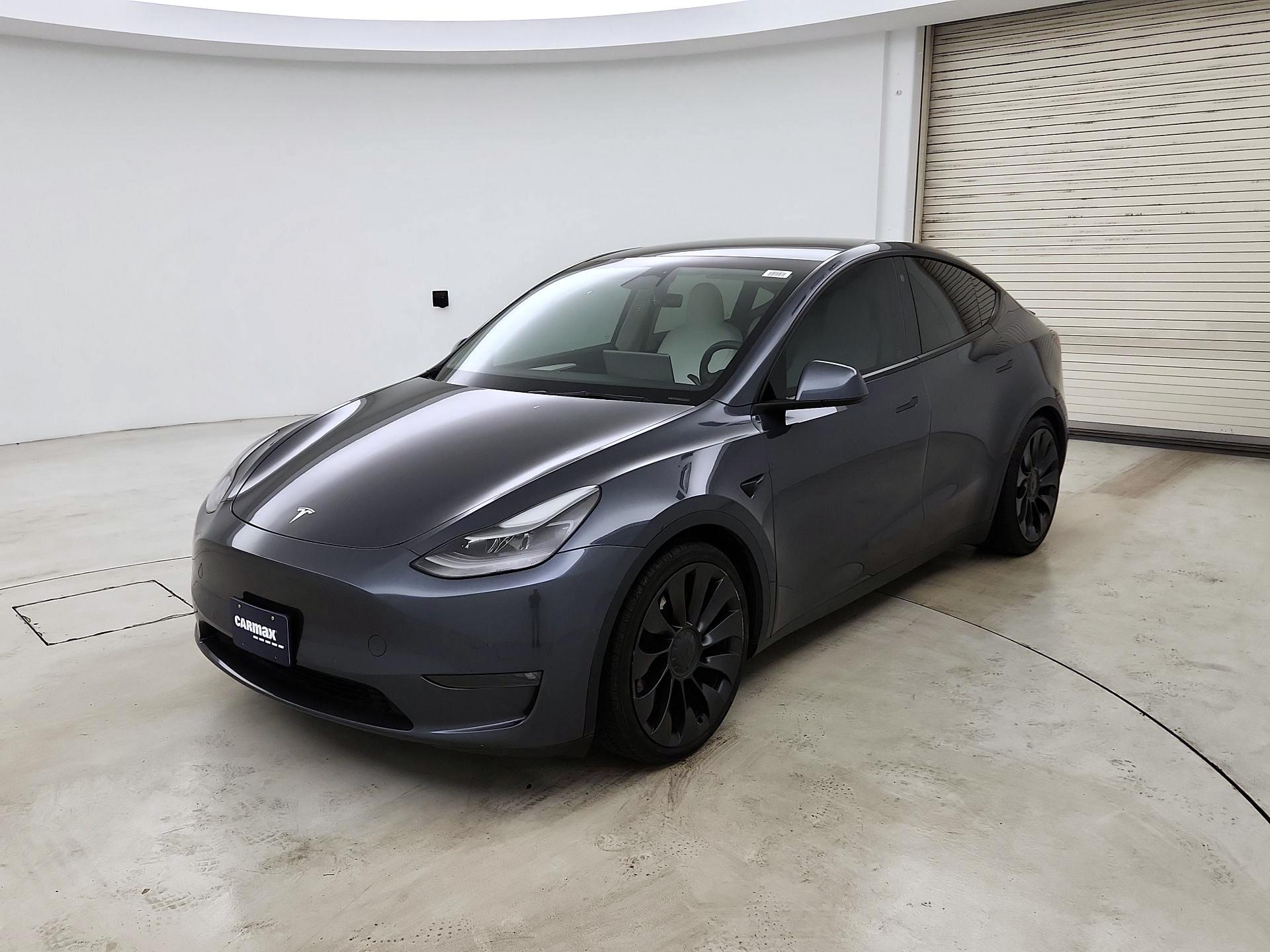 Thumbnail: 2023 Tesla Model Y - 3