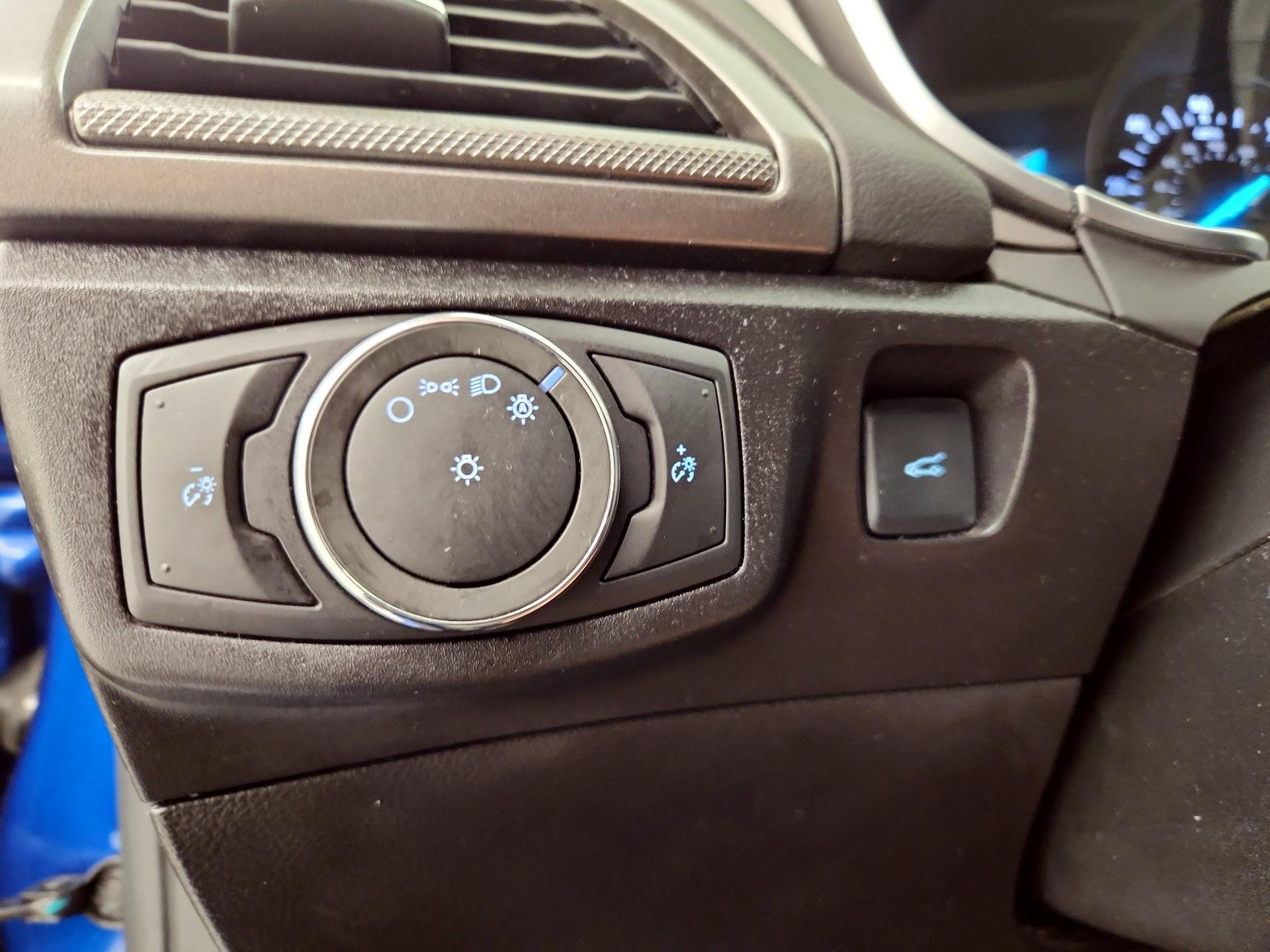Thumbnail: 2018 Ford Fusion - 13