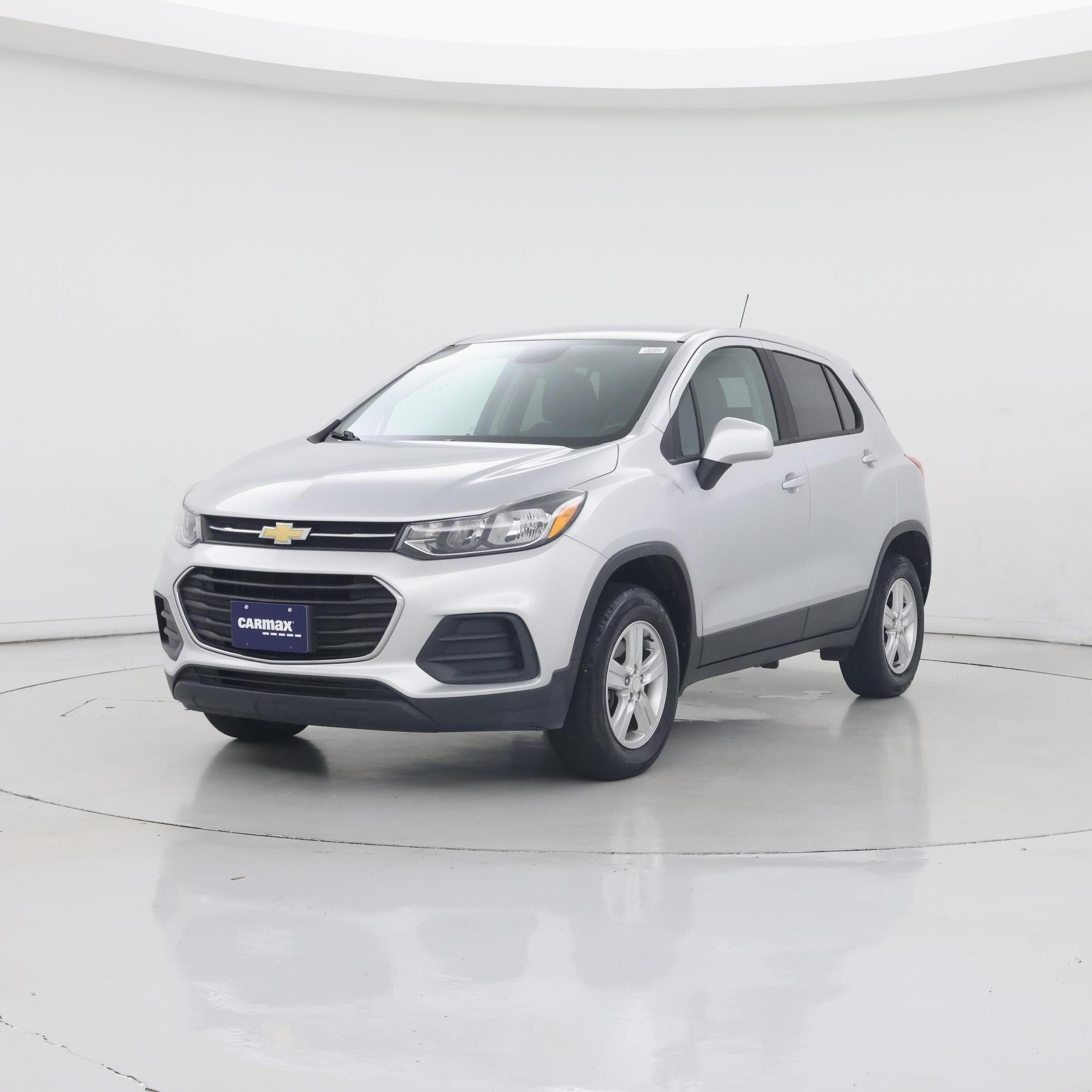 Thumbnail: 2017 Chevrolet Trax - 4