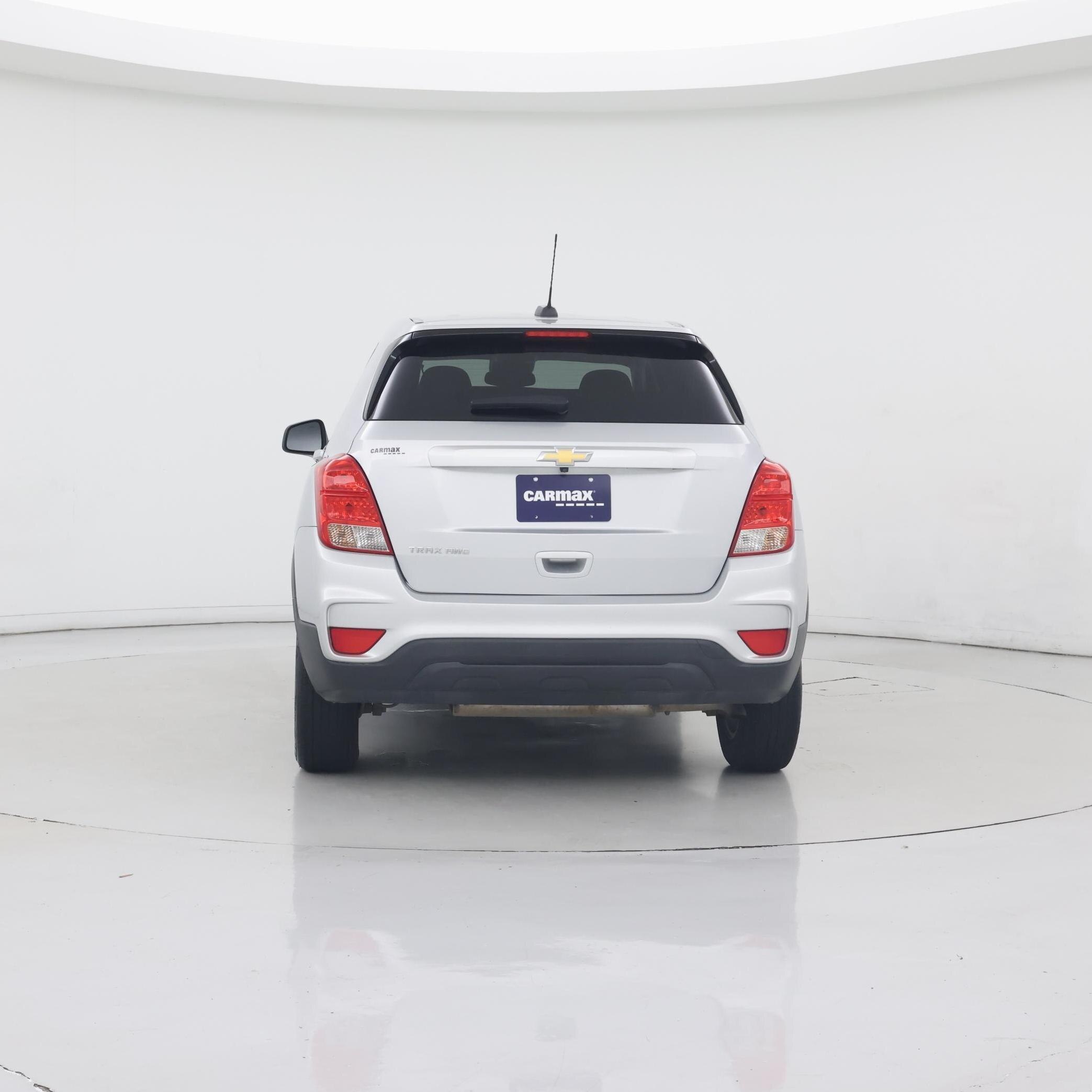 Thumbnail: 2017 Chevrolet Trax - 6