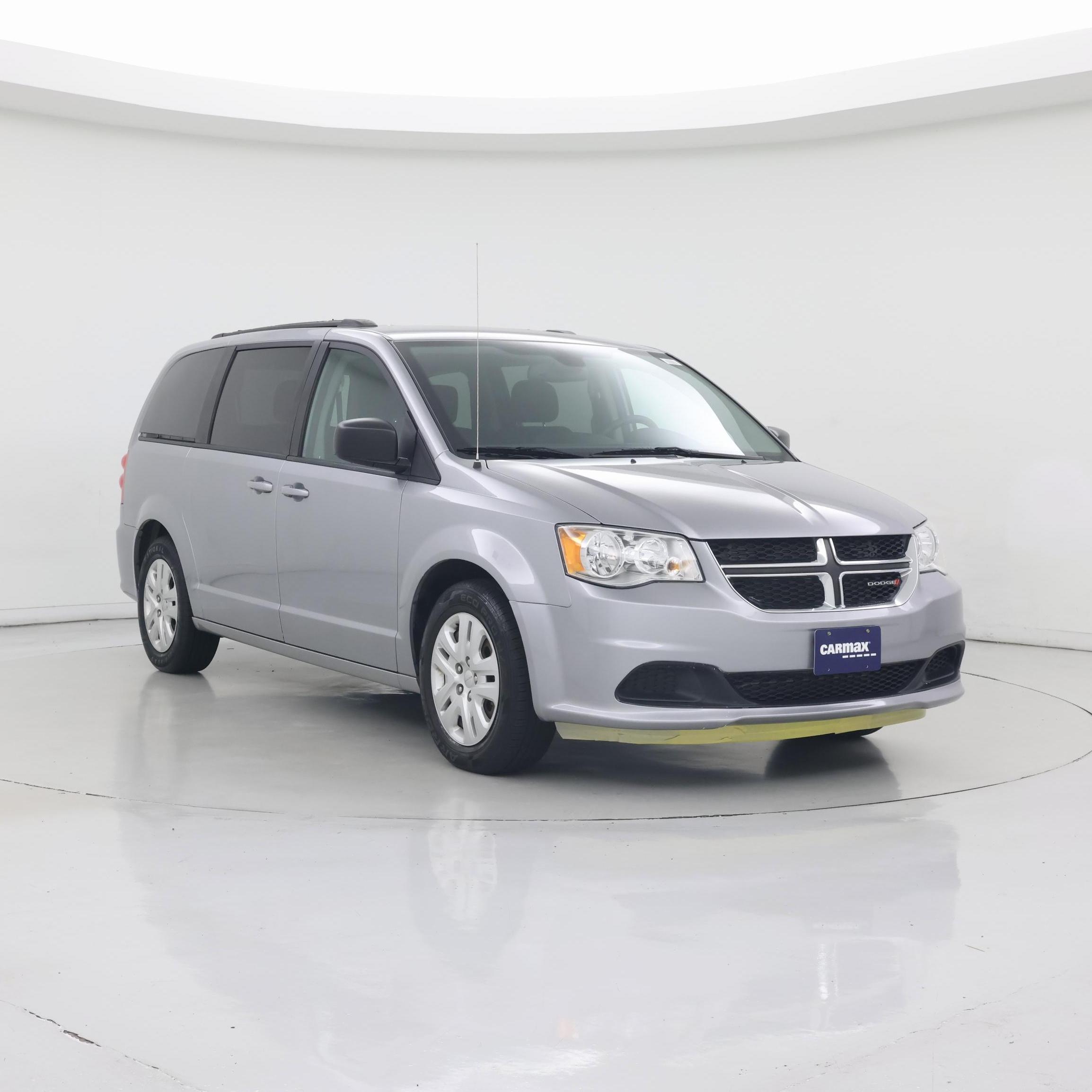 Silver 2018 Dodge Grand Caravan Minivan Front-Wheel Drive Automatic