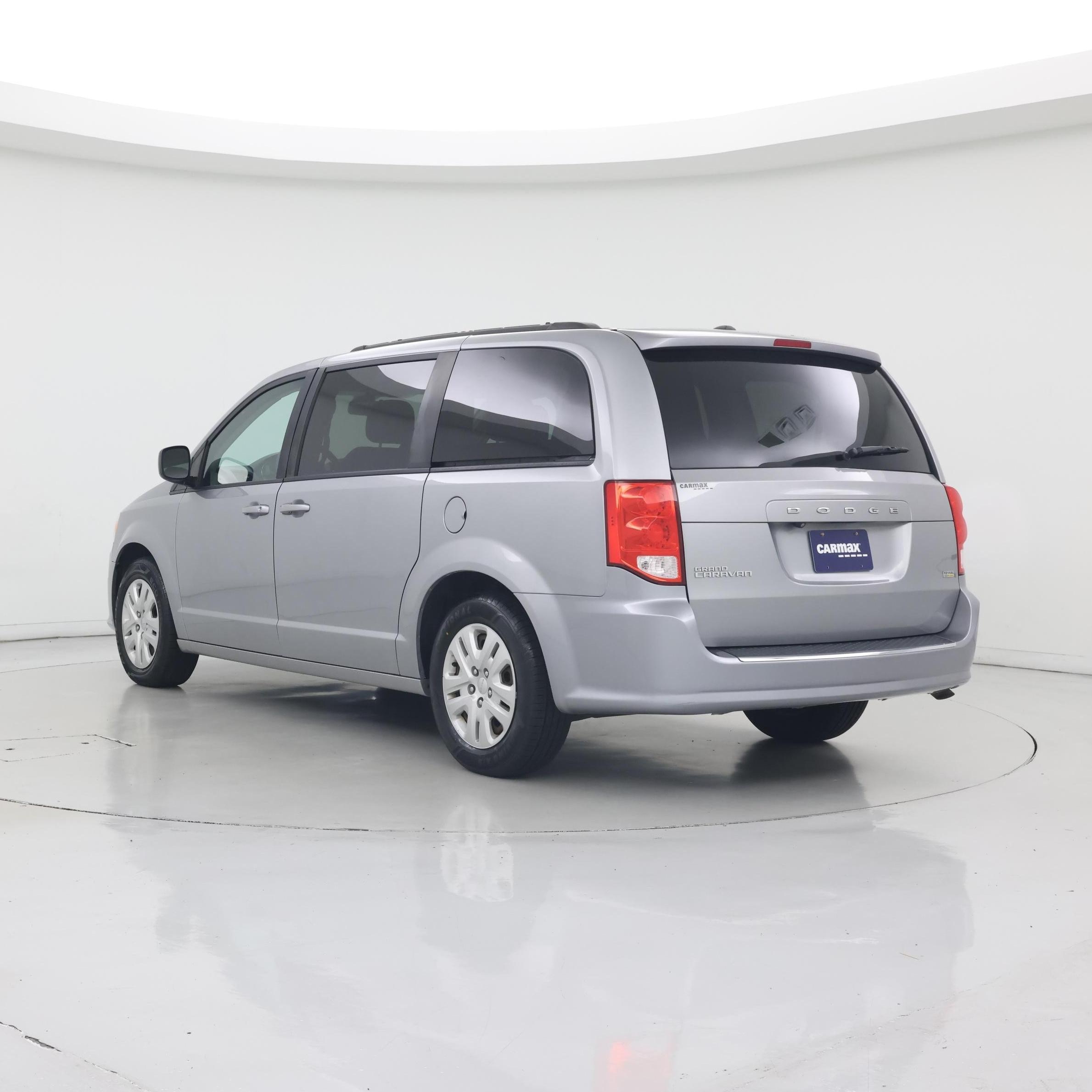 Thumbnail: 2018 Dodge Grand Caravan - 2