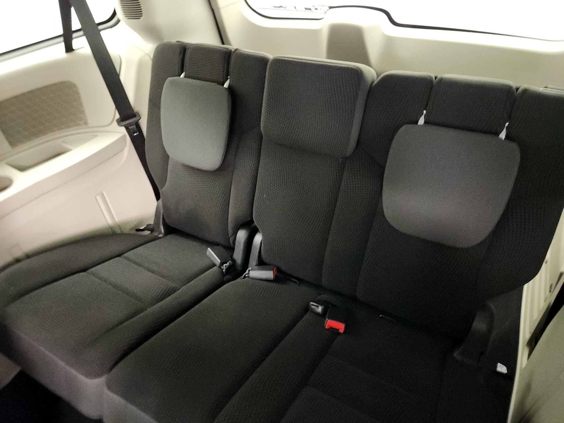 Thumbnail: 2018 Dodge Grand Caravan - 20