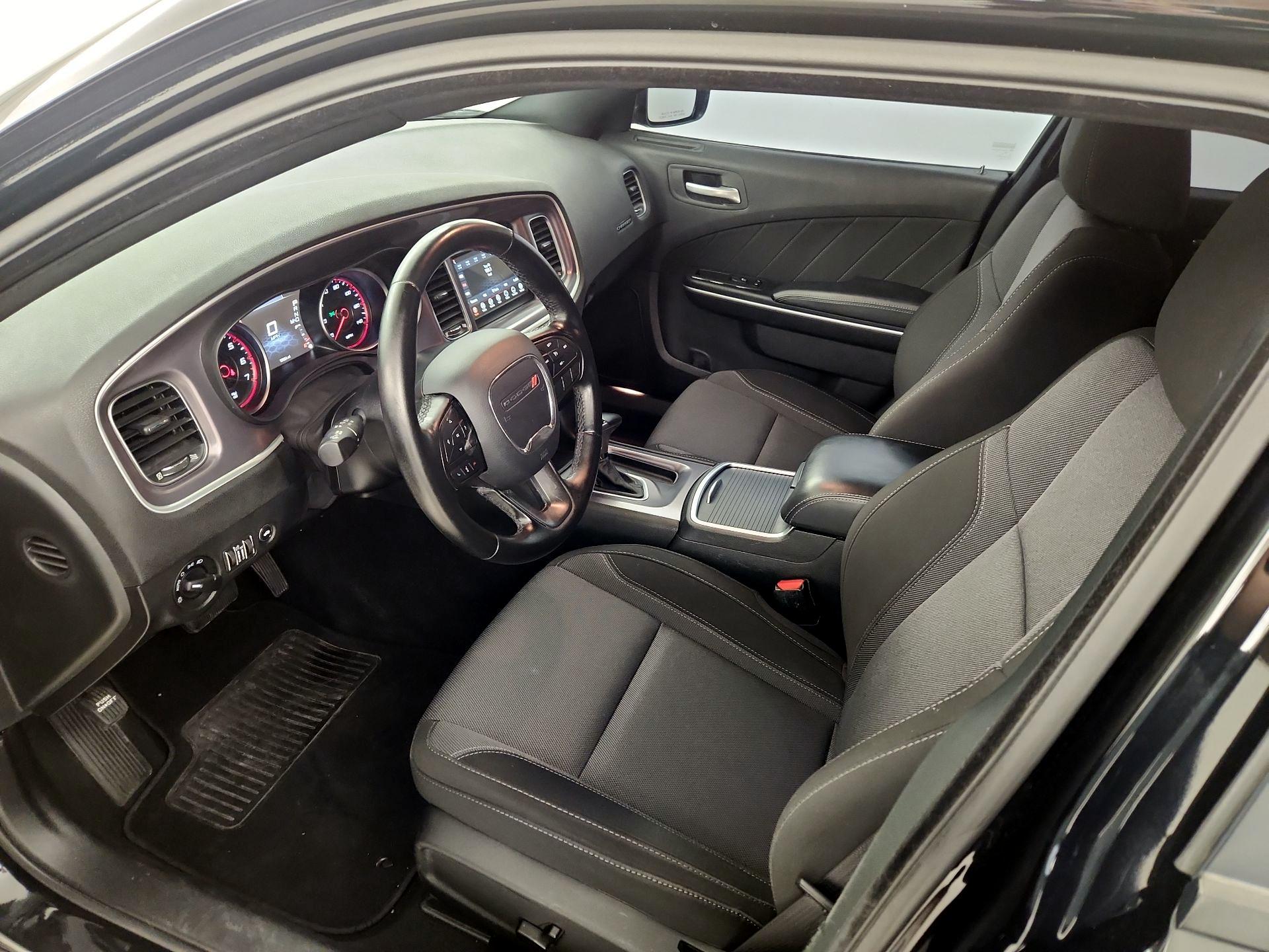 Thumbnail: 2020 Dodge Charger - 11