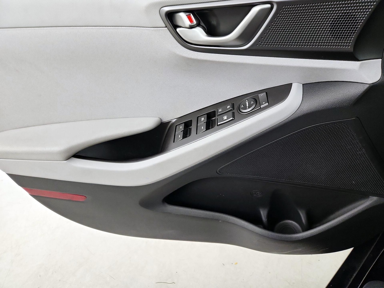 2020 Hyundai IONIQ Blue - Photo 13
