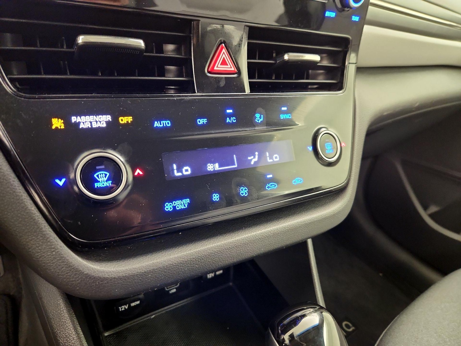 2020 Hyundai IONIQ Blue - Photo 17