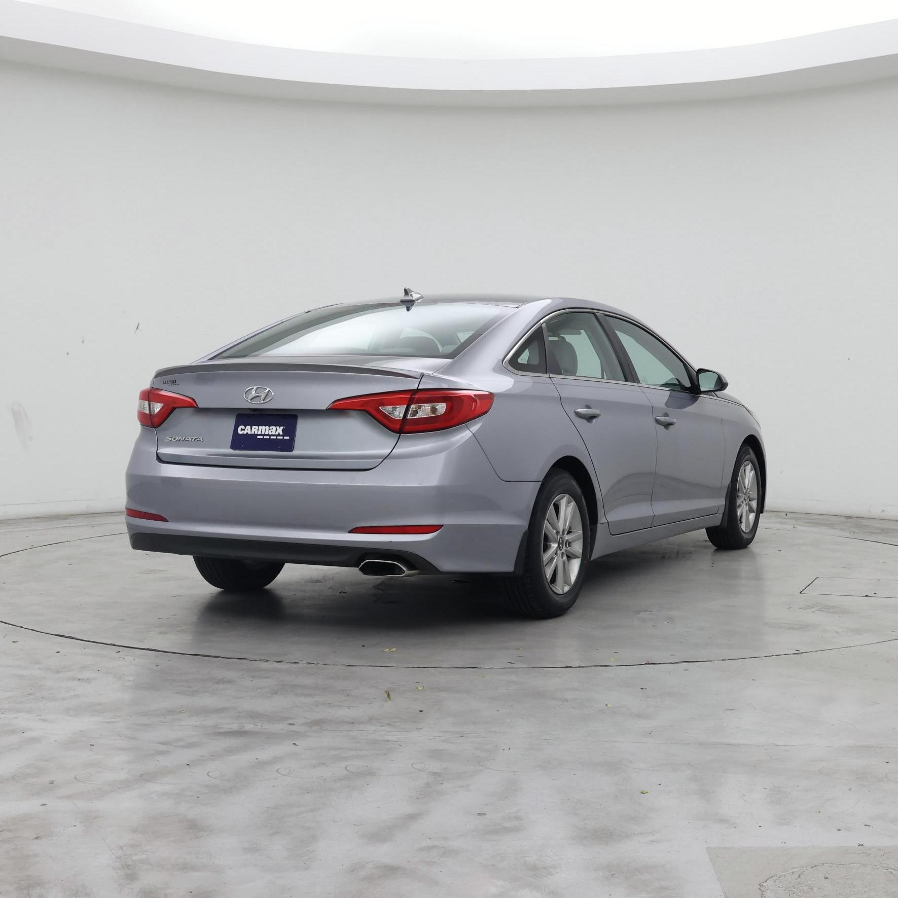 Thumbnail: 2015 Hyundai Sonata - 8
