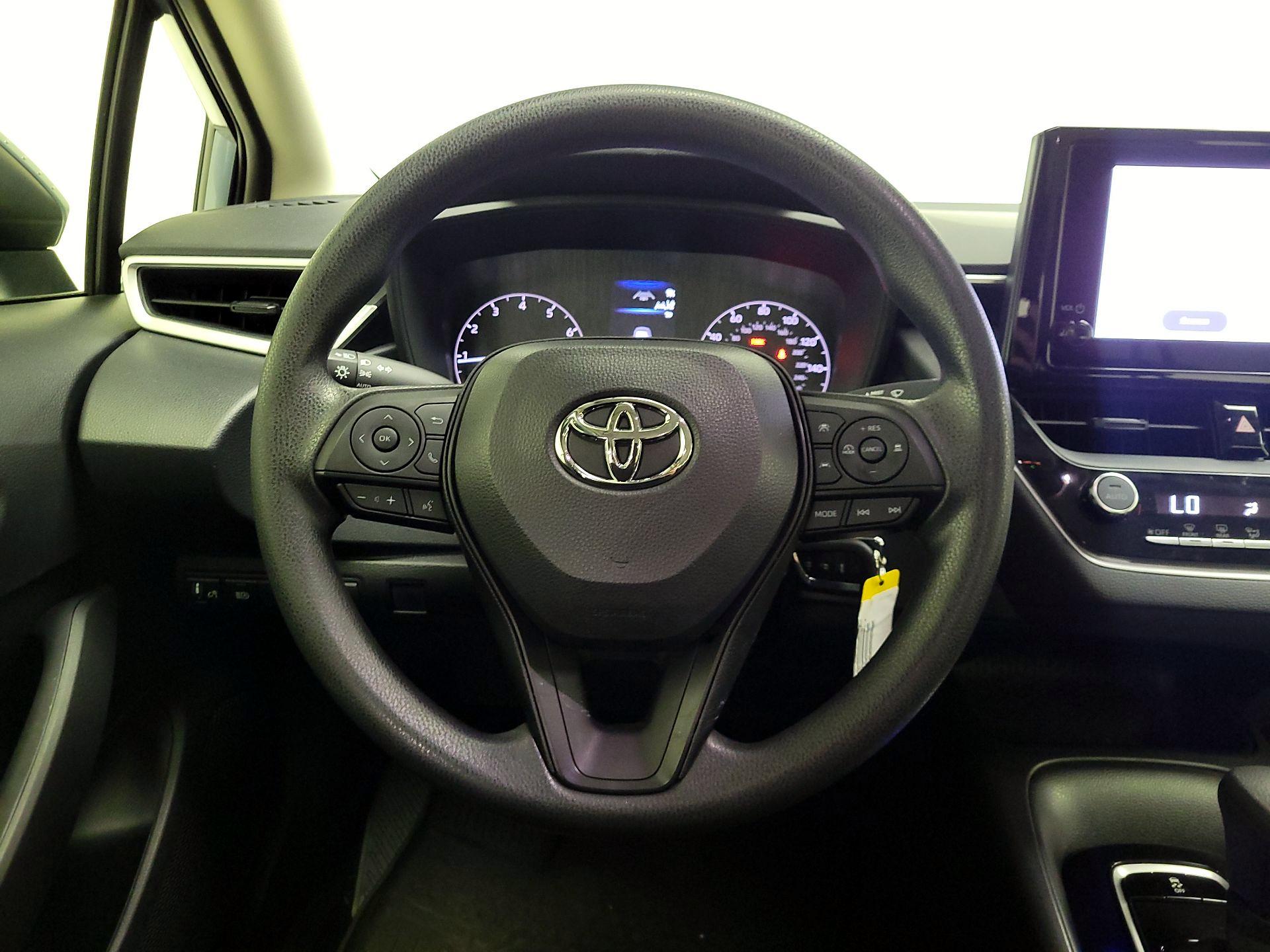 Thumbnail: 2023 Toyota Corolla - 10
