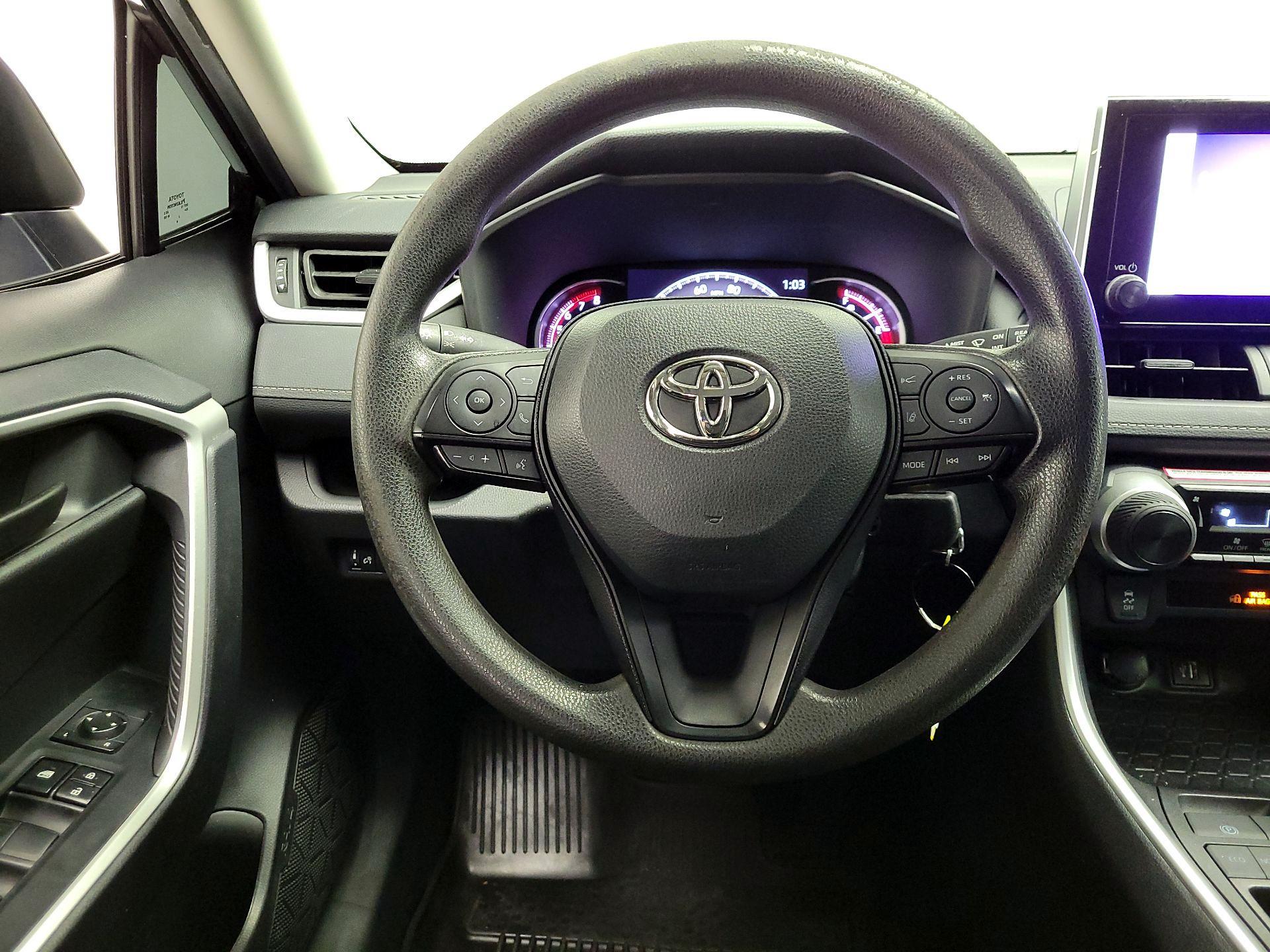 Thumbnail: 2024 Toyota RAV4 - 10