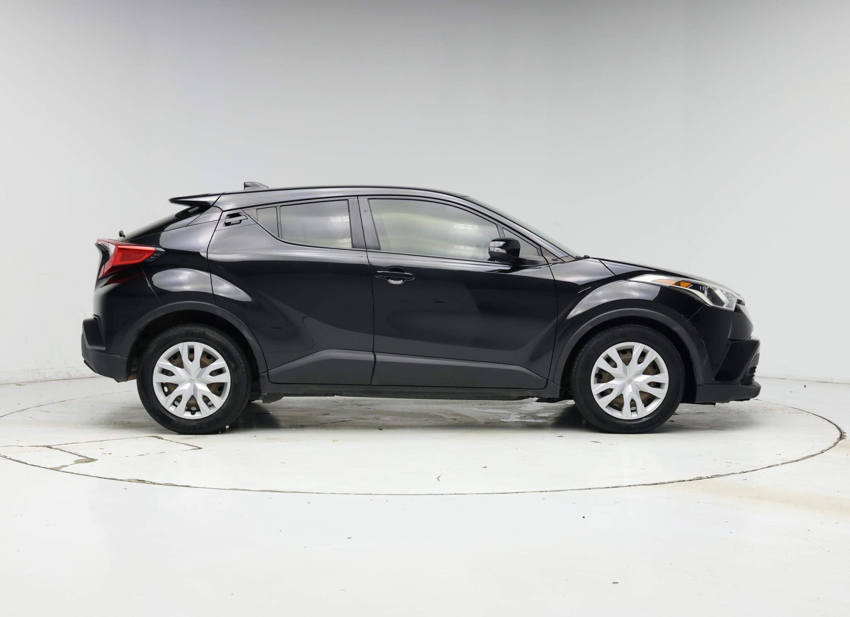 Thumbnail: 2019 Toyota C-HR - 7