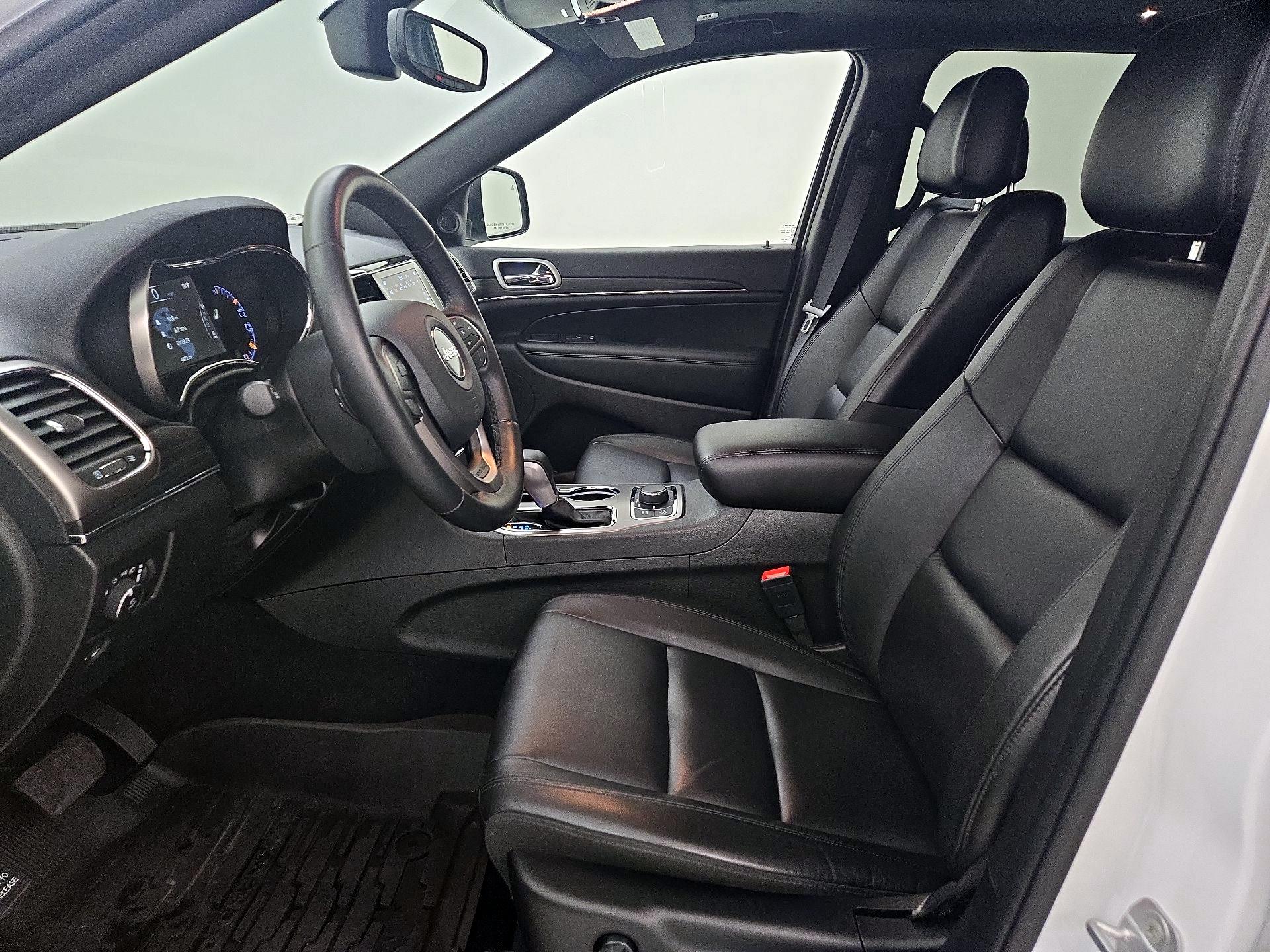 Thumbnail: 2021 Jeep Grand Cherokee - 11
