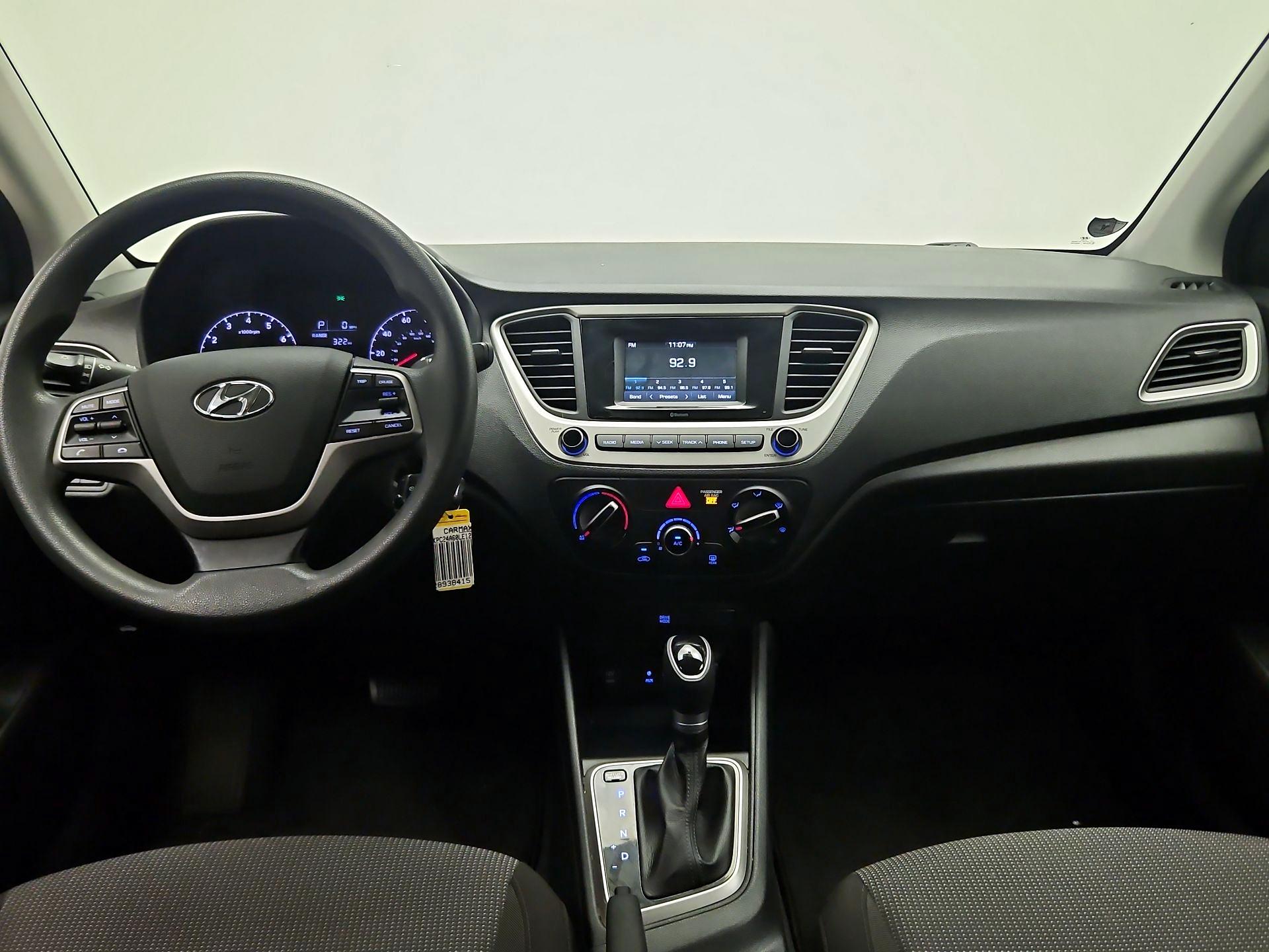 Thumbnail: 2020 Hyundai Accent - 9