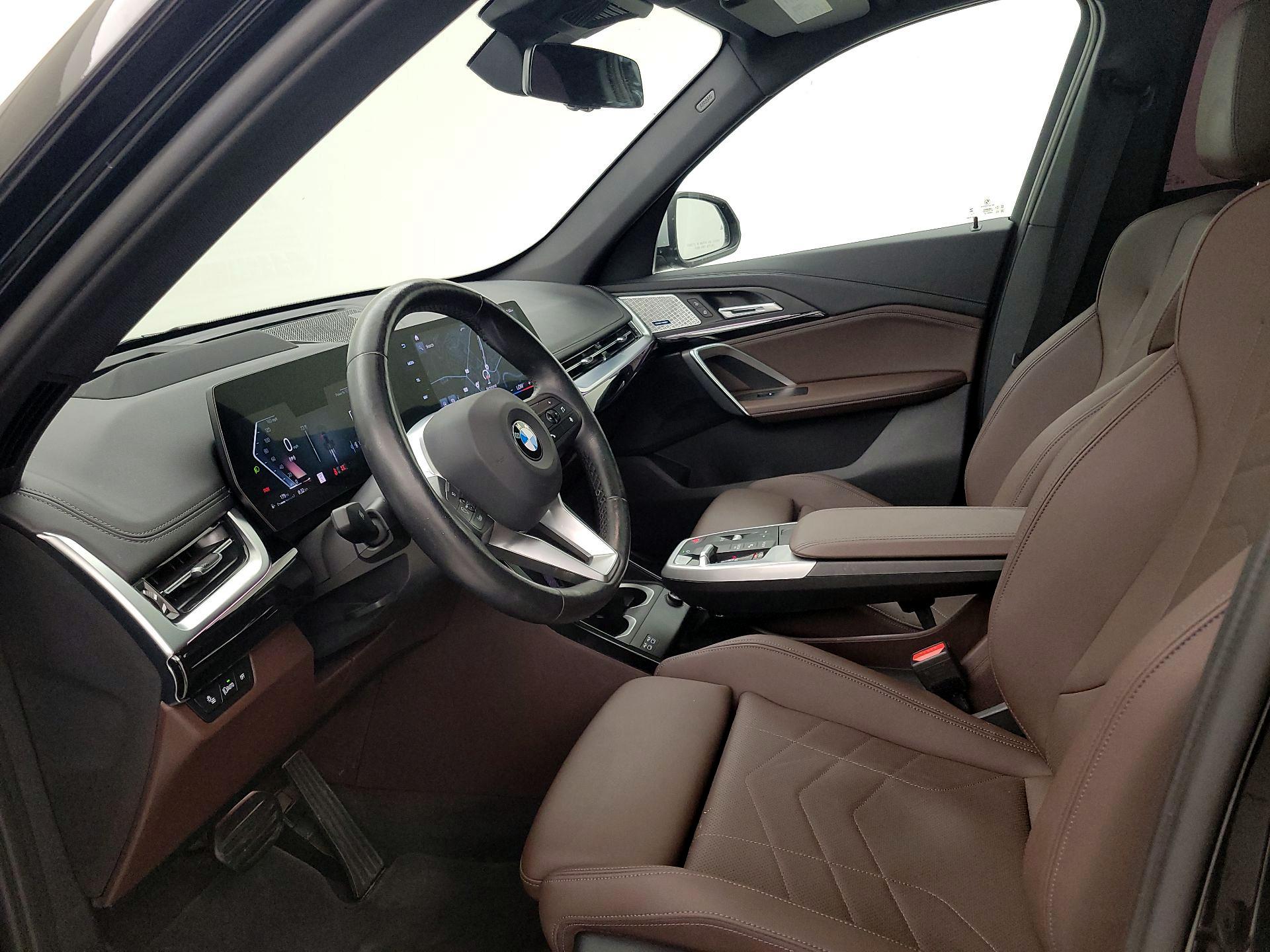 Thumbnail: 2023 BMW X1 - 11