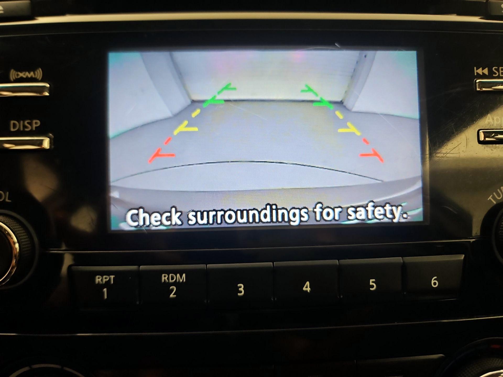 Thumbnail: 2015 Nissan Altima - 12