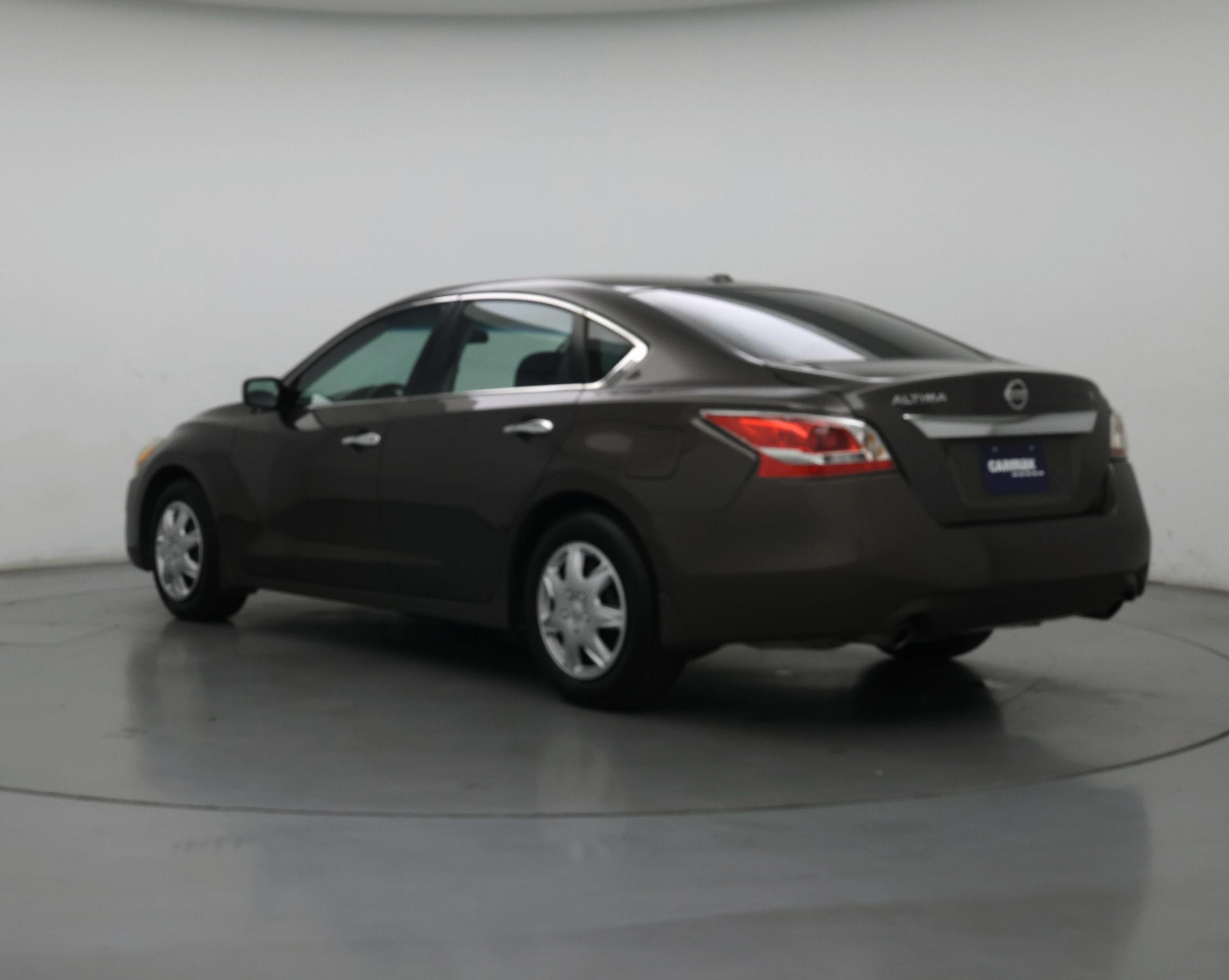 Thumbnail: 2015 Nissan Altima - 2