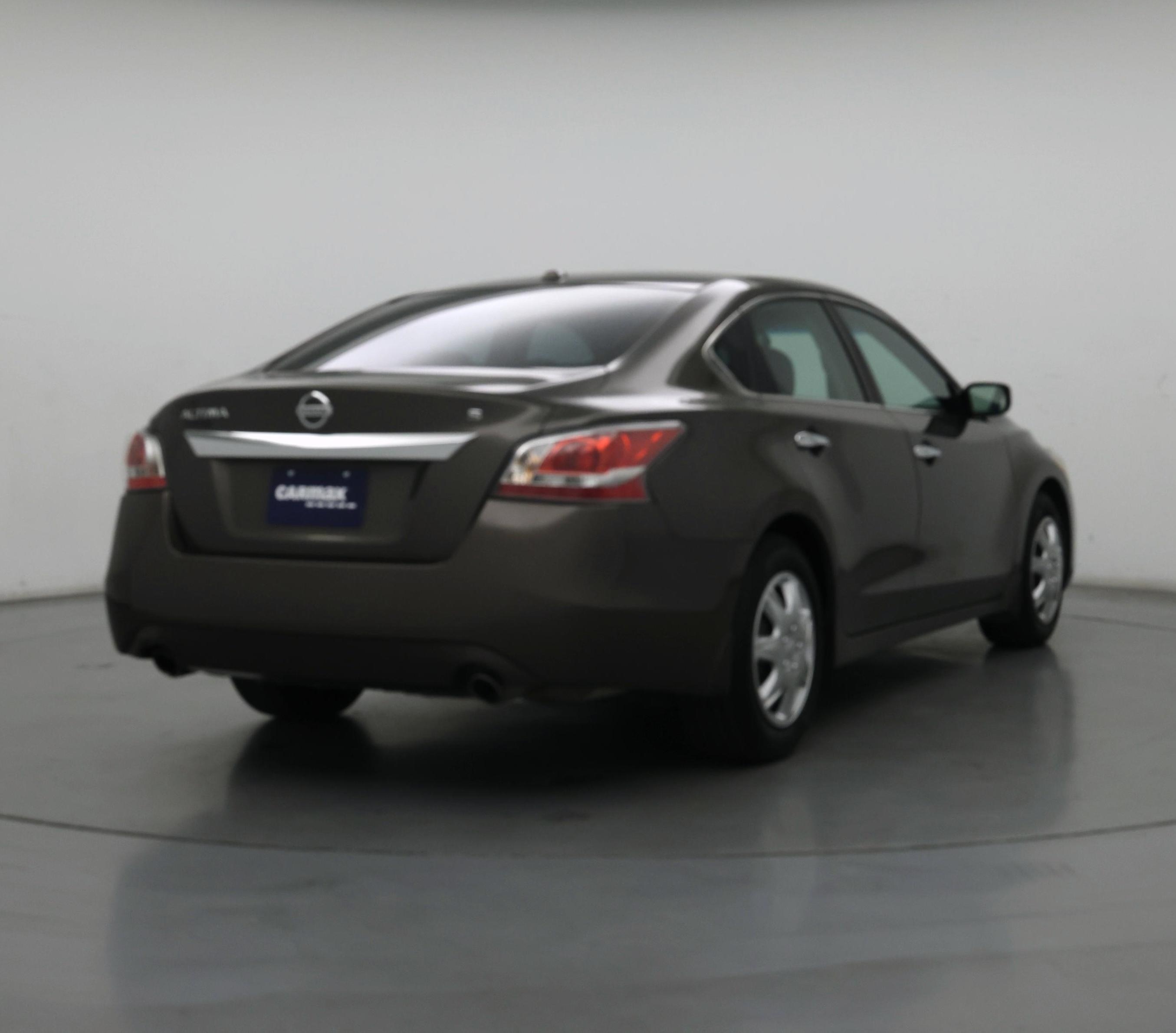Thumbnail: 2015 Nissan Altima - 8