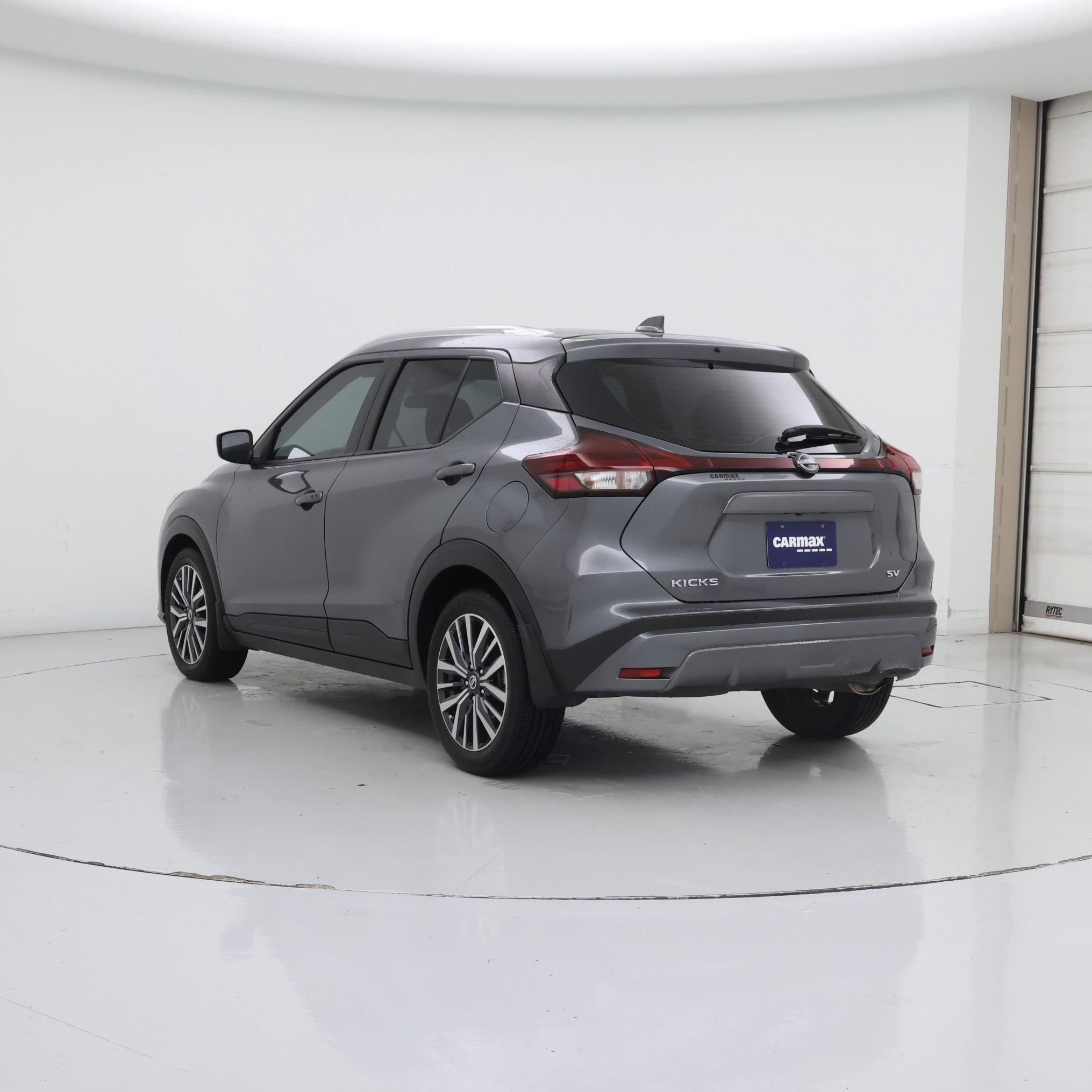 Thumbnail: 2023 Nissan Kicks - 2