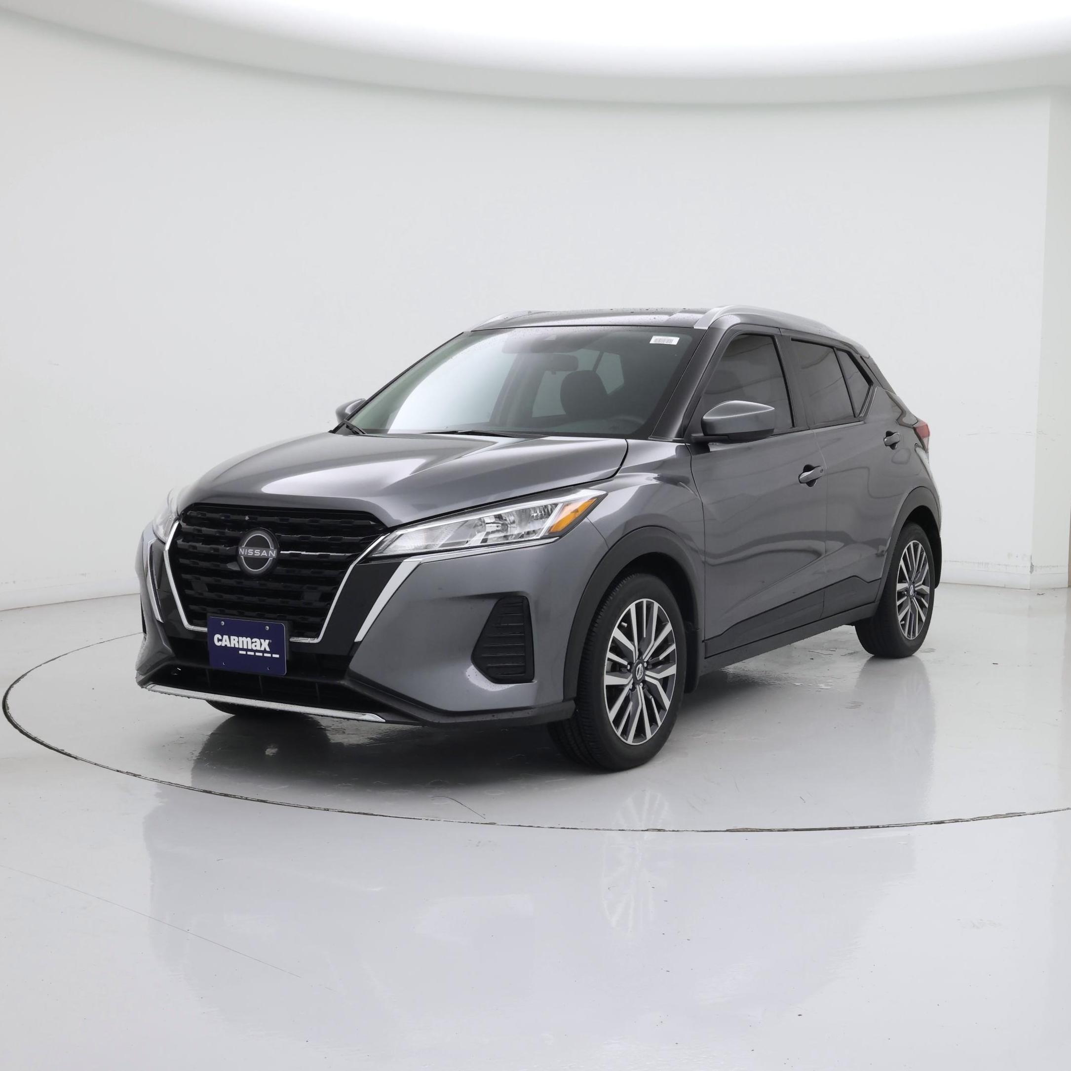 Thumbnail: 2023 Nissan Kicks - 4