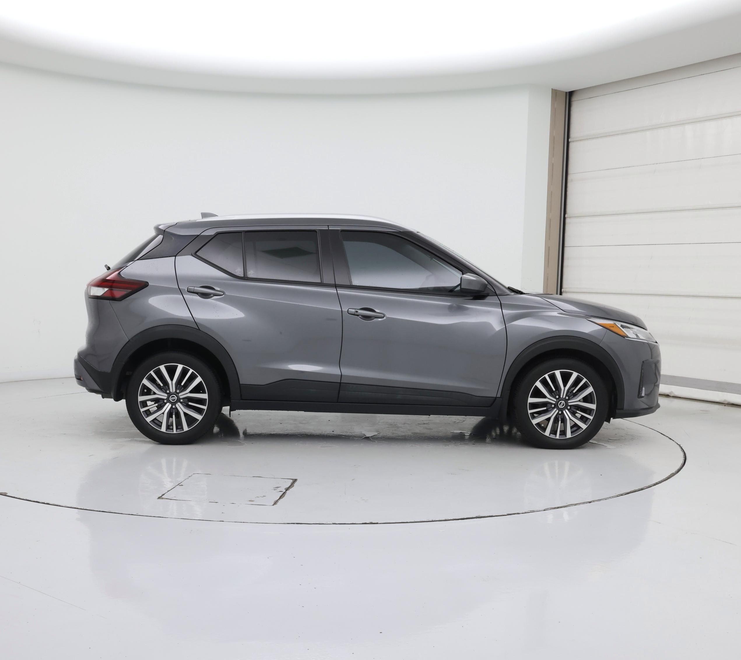 Thumbnail: 2023 Nissan Kicks - 7