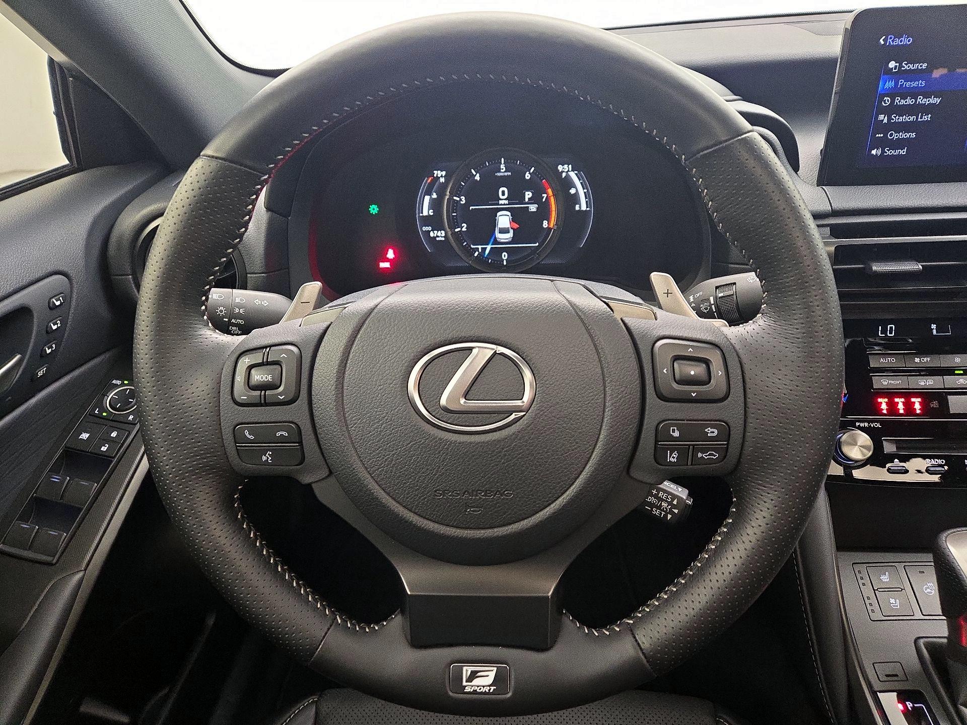 Thumbnail: 2025 Lexus IS - 10