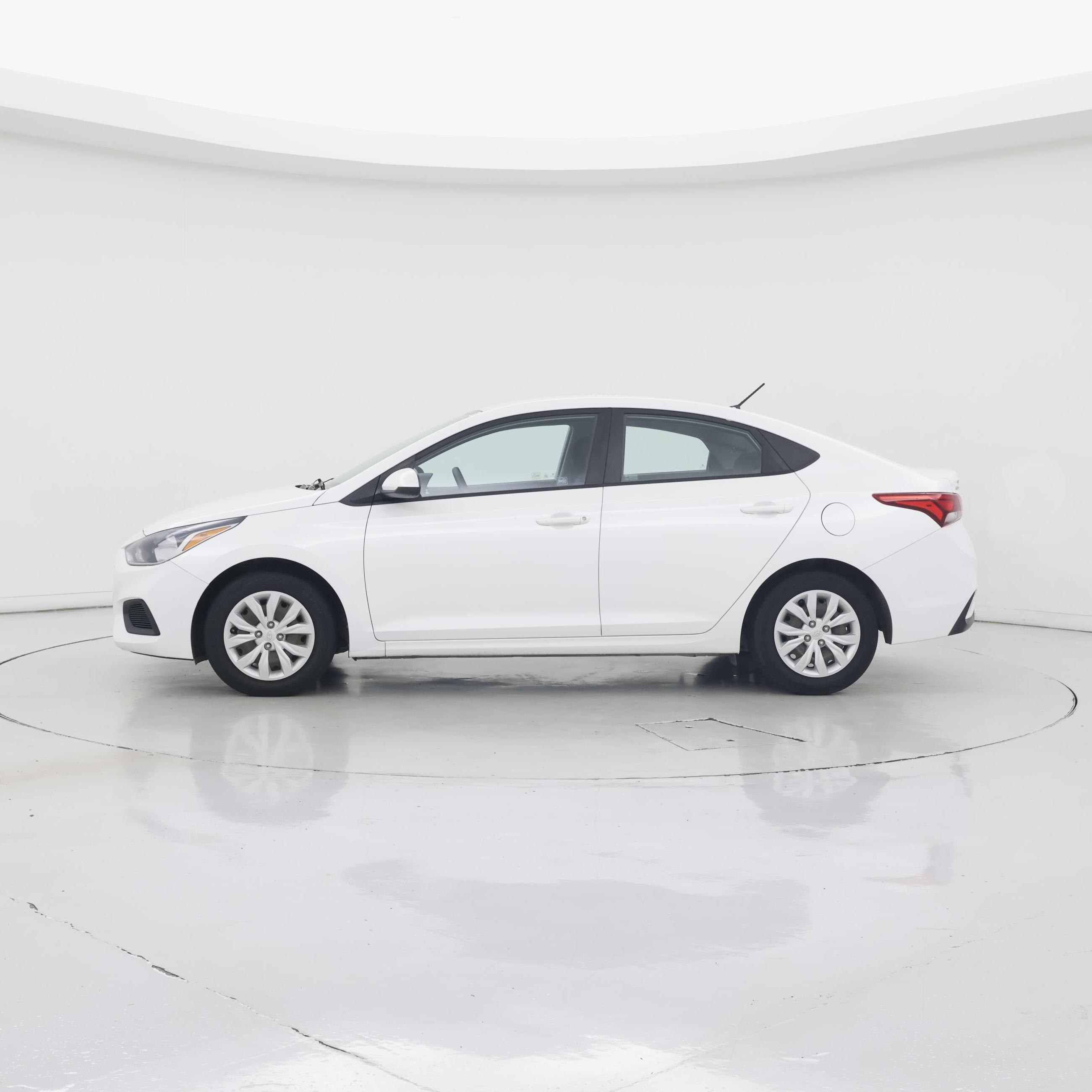 Thumbnail: 2020 Hyundai Accent - 3