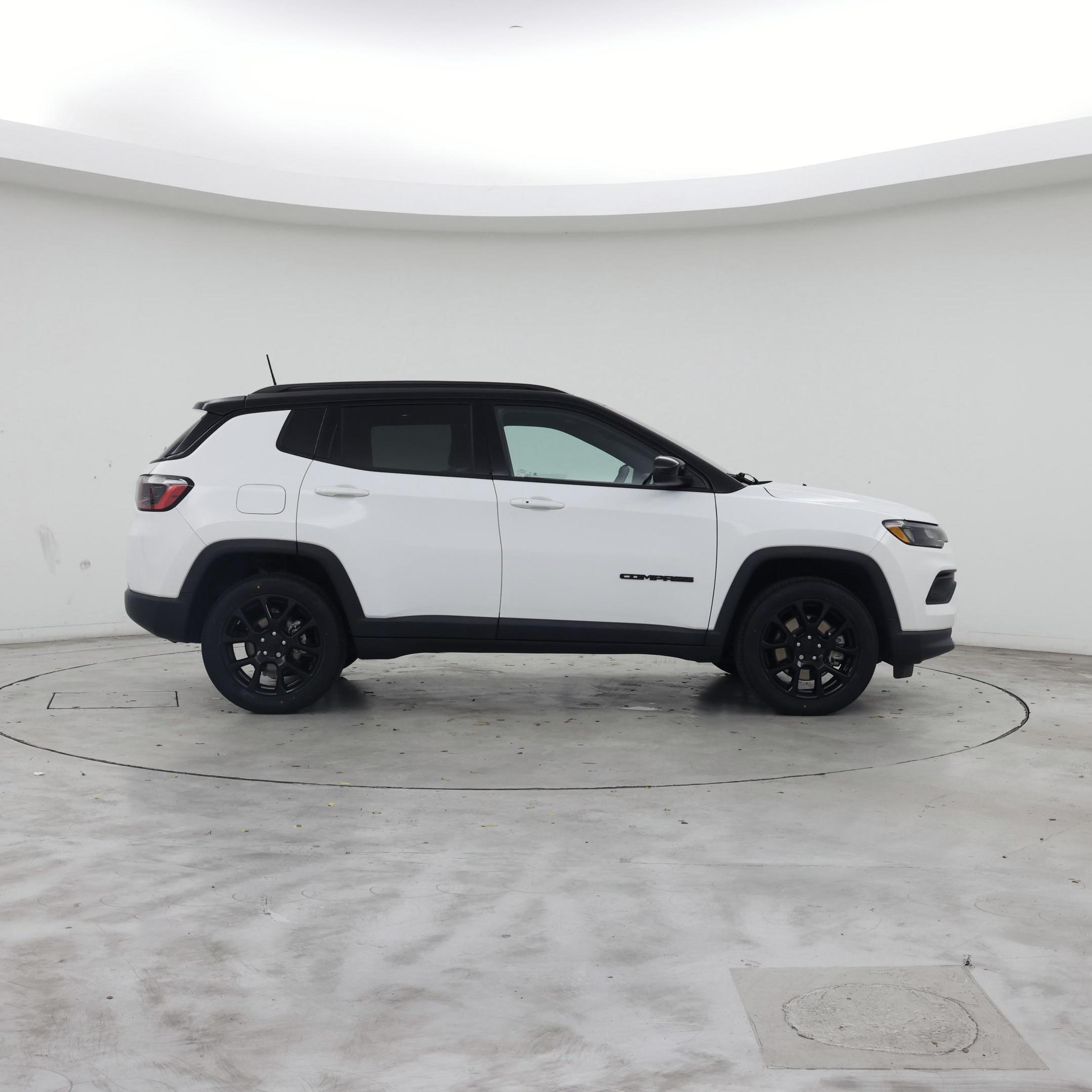 Thumbnail: 2023 Jeep Compass - 7