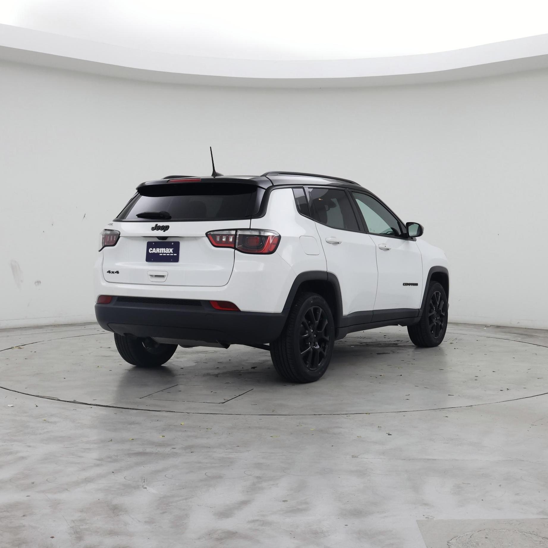 Thumbnail: 2023 Jeep Compass - 8