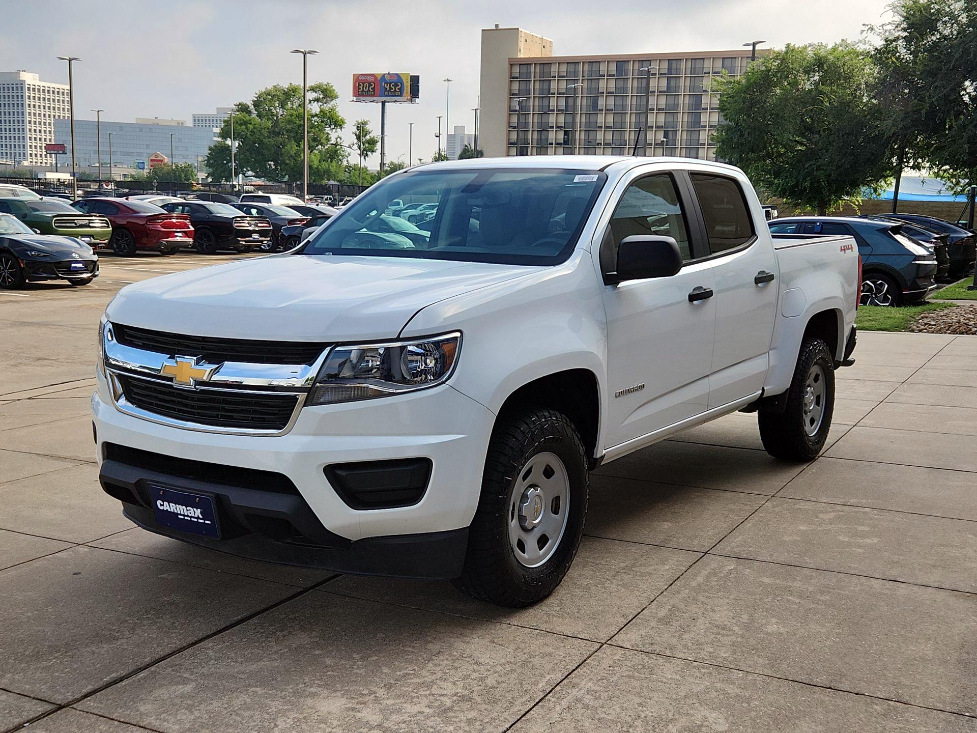 Thumbnail: 2016 Chevrolet Colorado - 3