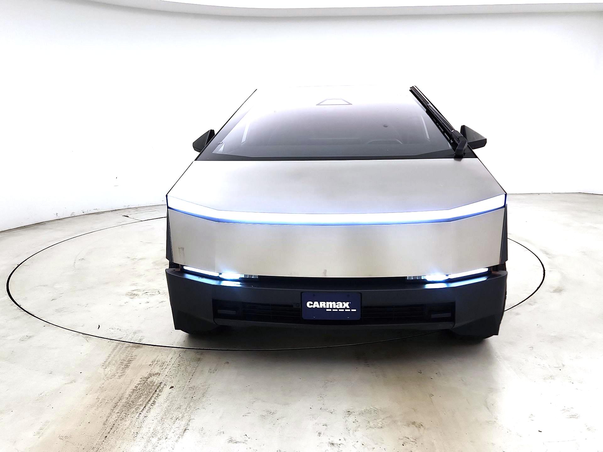 Thumbnail: 2025 Tesla Cybertruck - 2
