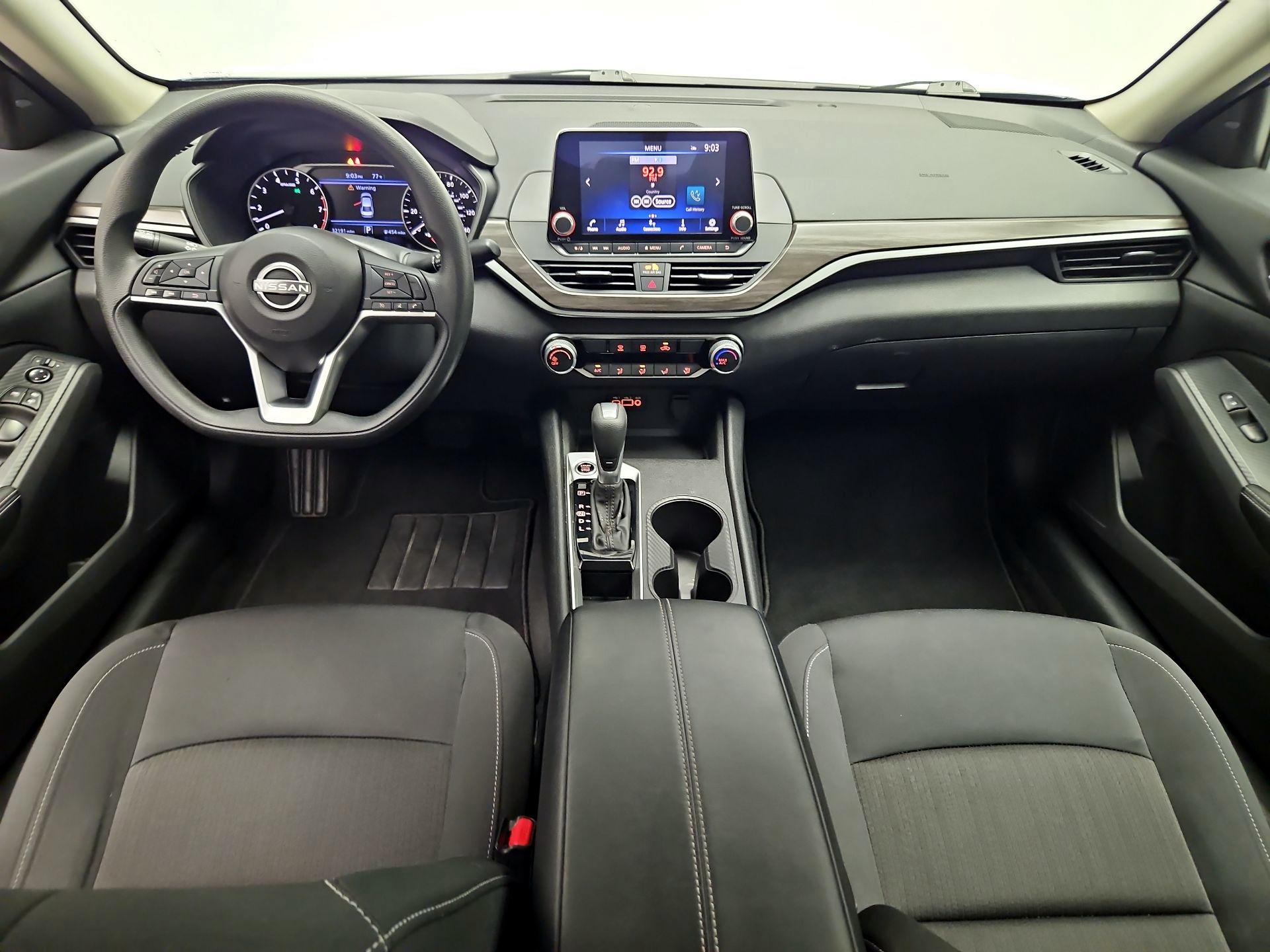 Thumbnail: 2025 Nissan Altima - 9