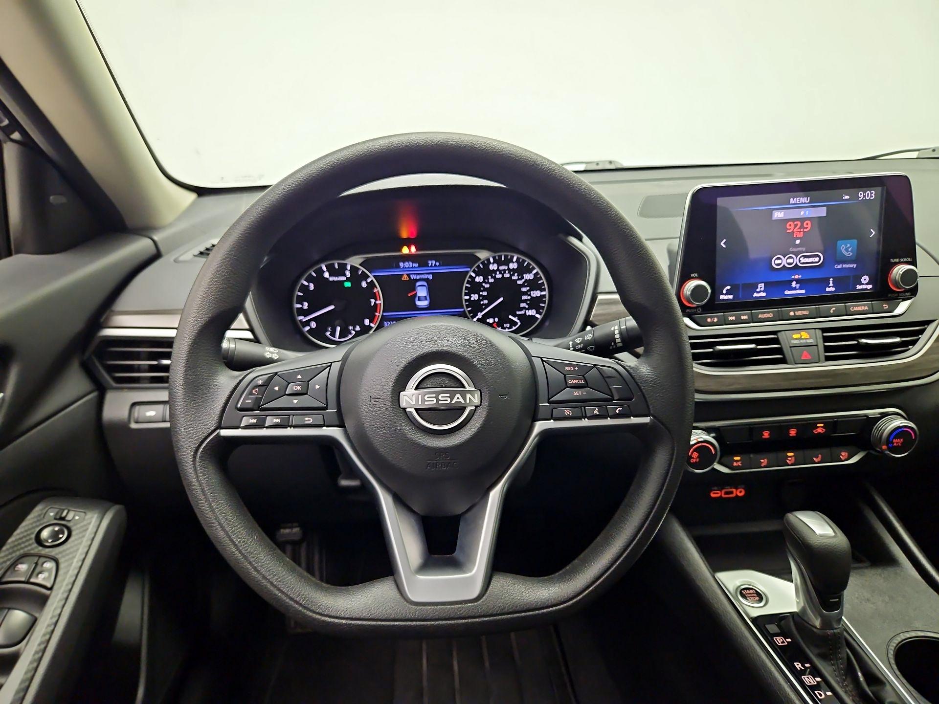 Thumbnail: 2025 Nissan Altima - 10
