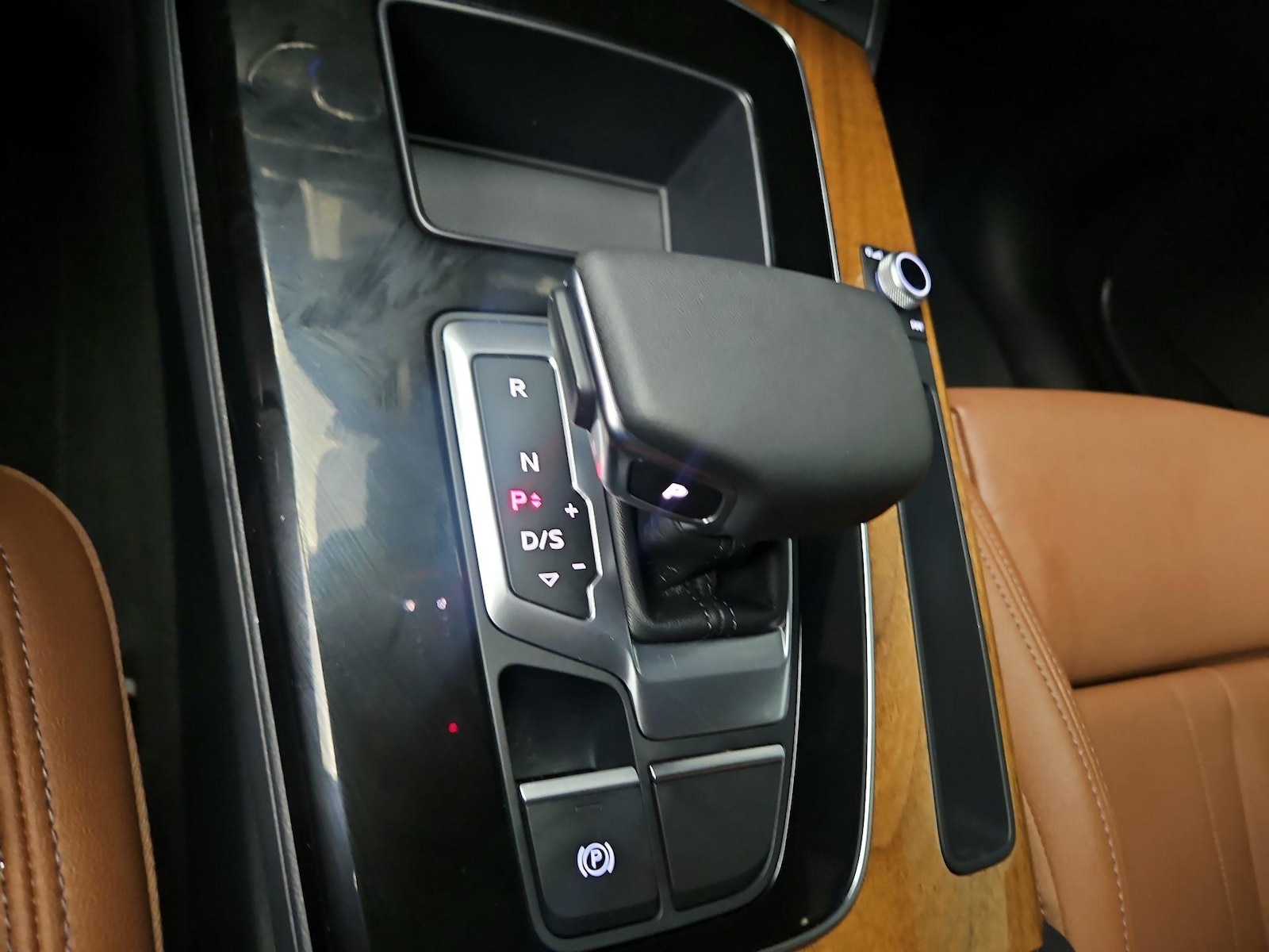 2024 Audi Q5 Premium - Photo 18