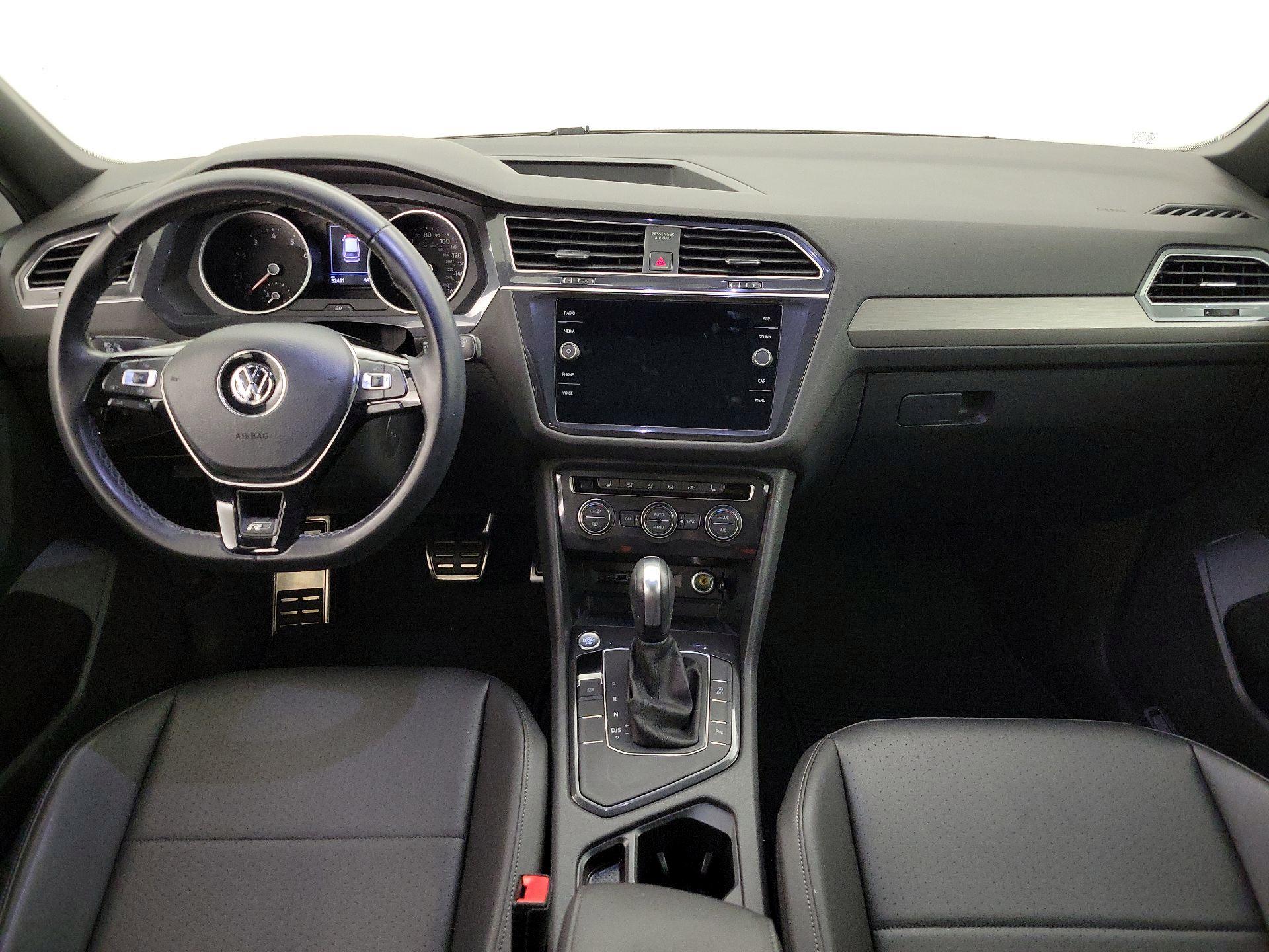 Thumbnail: 2020 Volkswagen Tiguan - 9