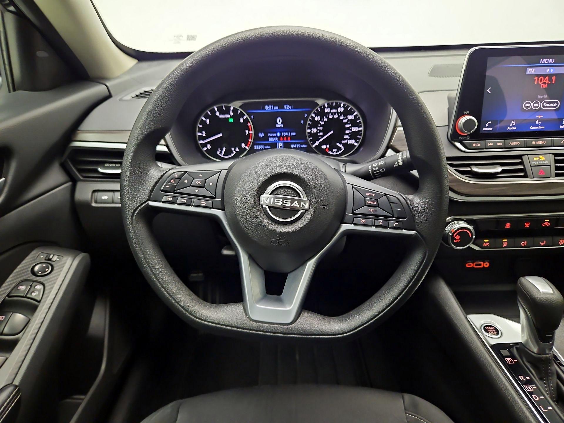 Thumbnail: 2025 Nissan Altima - 10