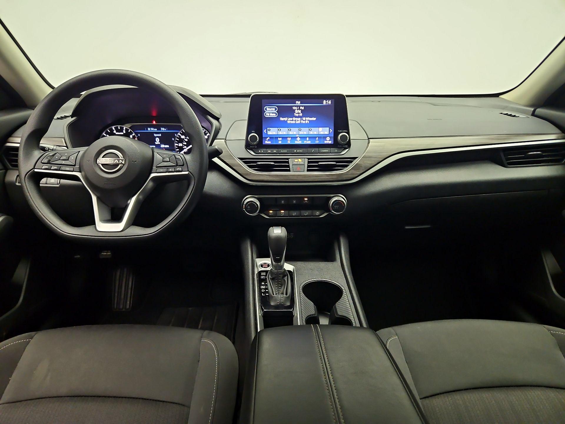 Thumbnail: 2025 Nissan Altima - 9