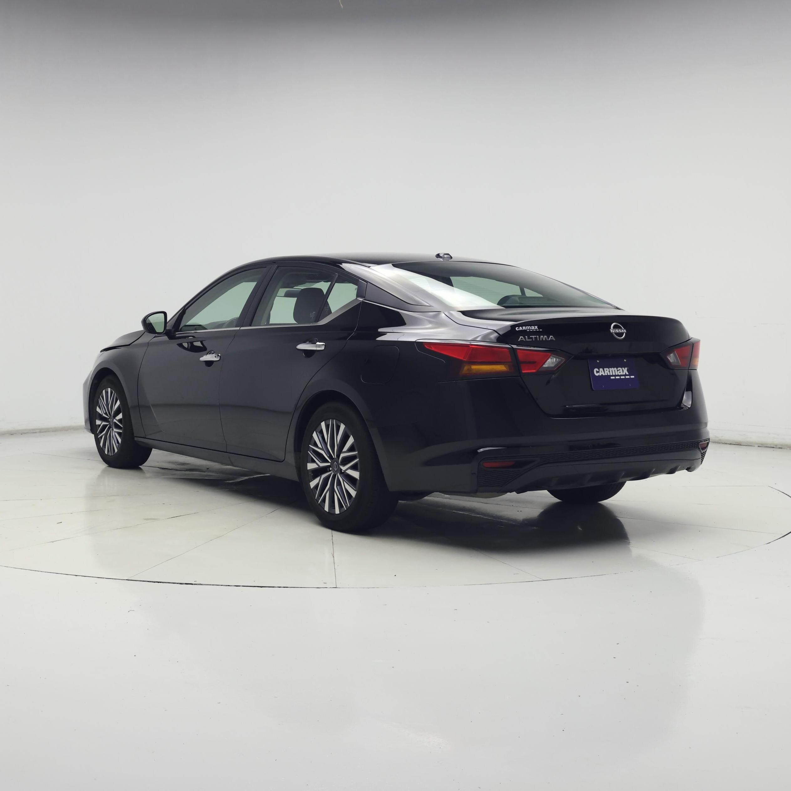 Thumbnail: 2025 Nissan Altima - 2