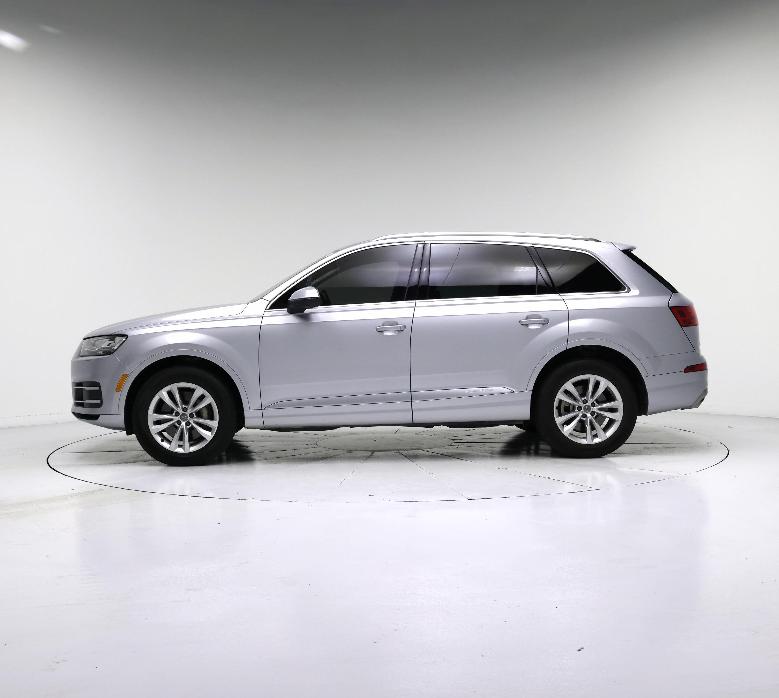 Thumbnail: 2018 Audi Q7 - 3