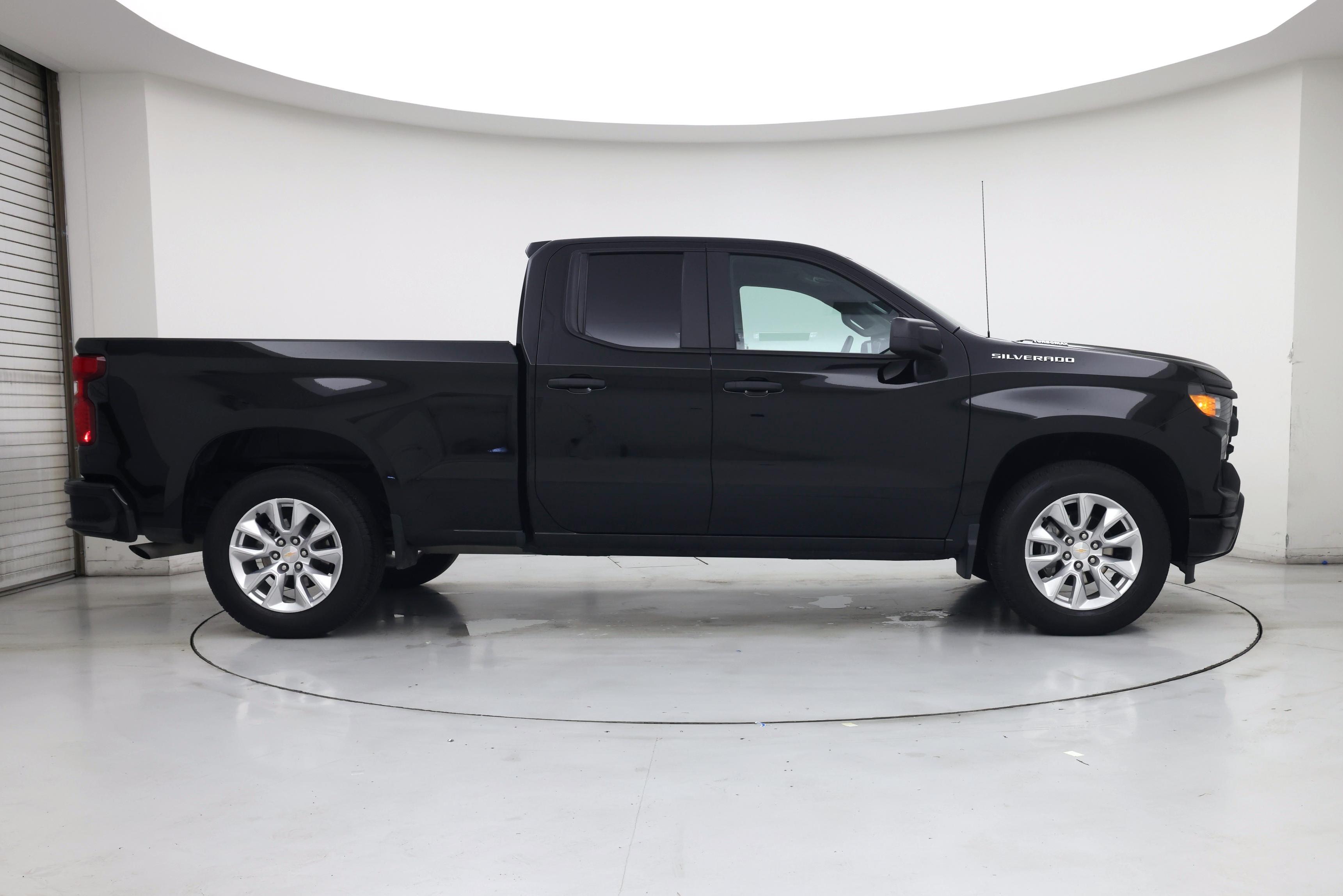 Thumbnail: 2026 Chevrolet Silverado 1500 - 7