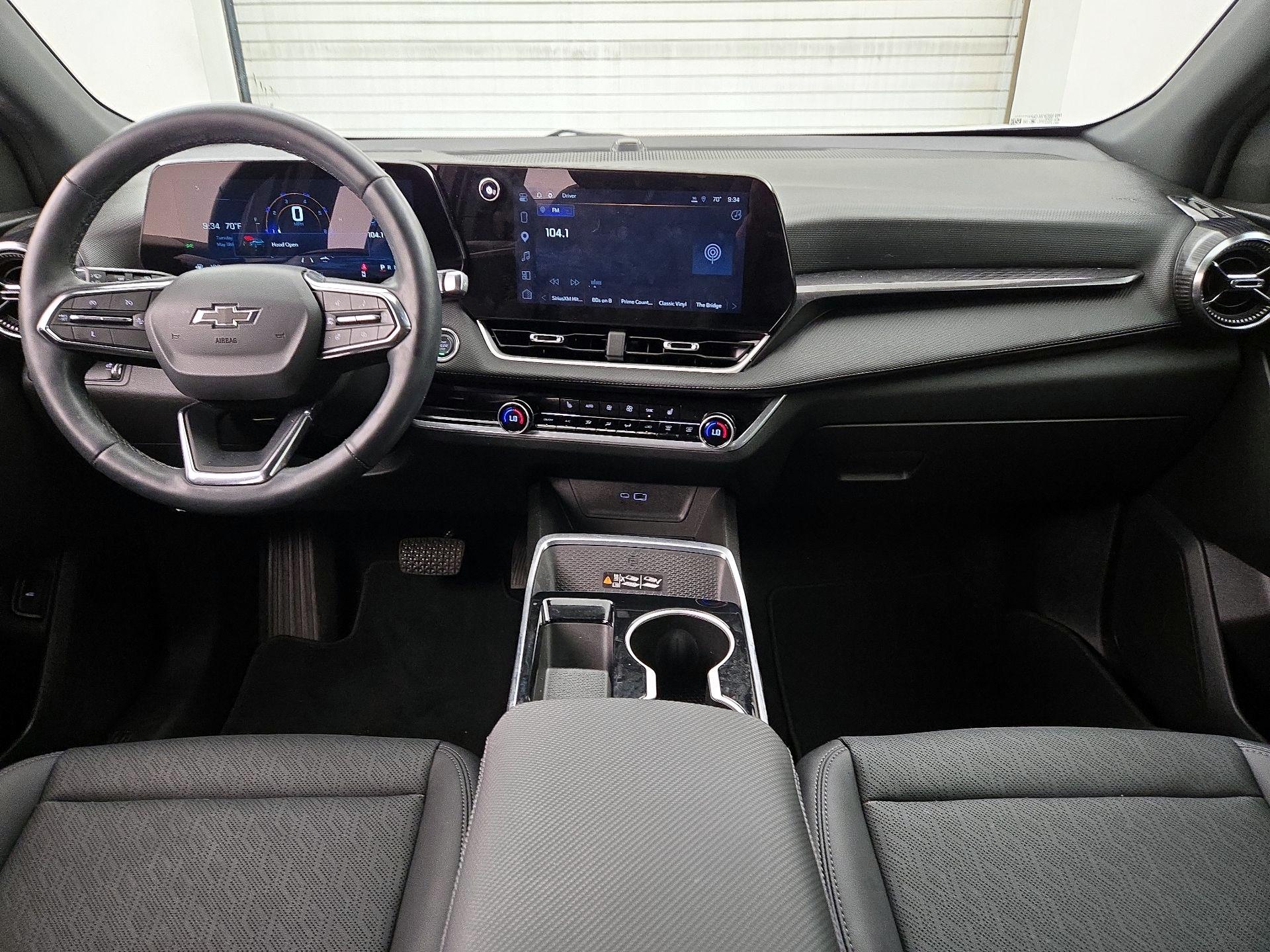 Thumbnail: 2025 Chevrolet Equinox - 9