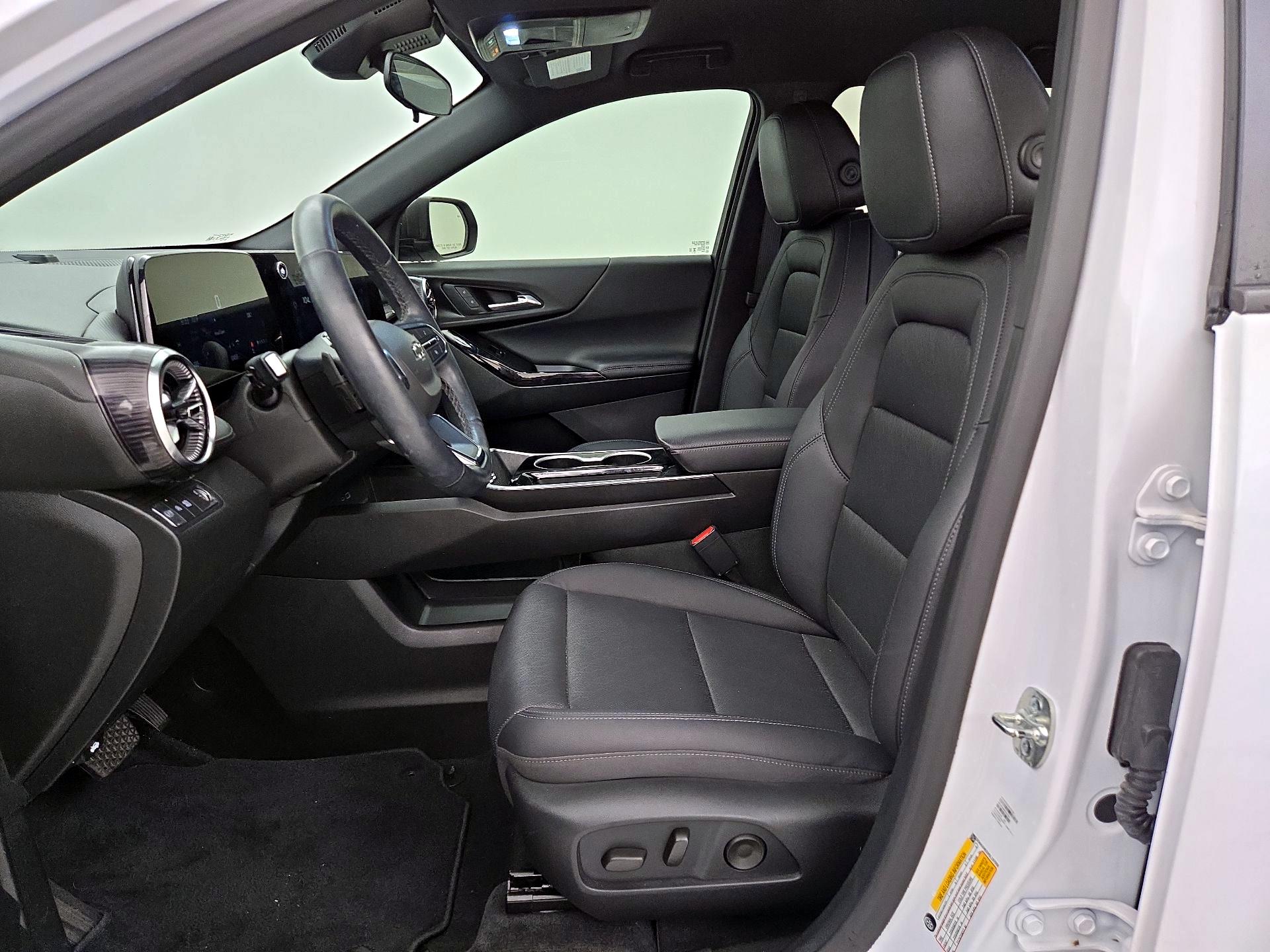 Thumbnail: 2025 Chevrolet Equinox - 11