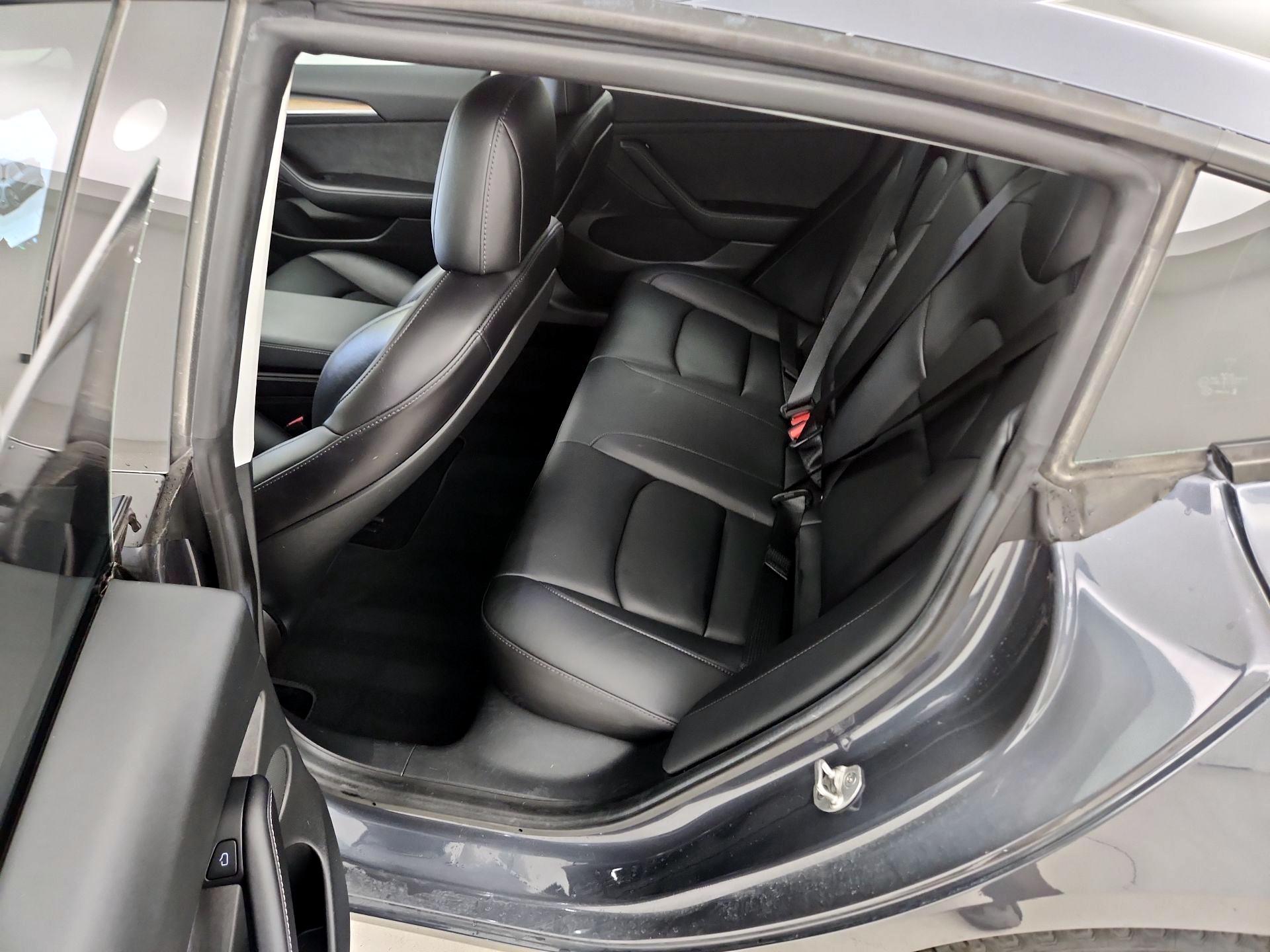 Thumbnail: 2022 Tesla Model 3 - 18