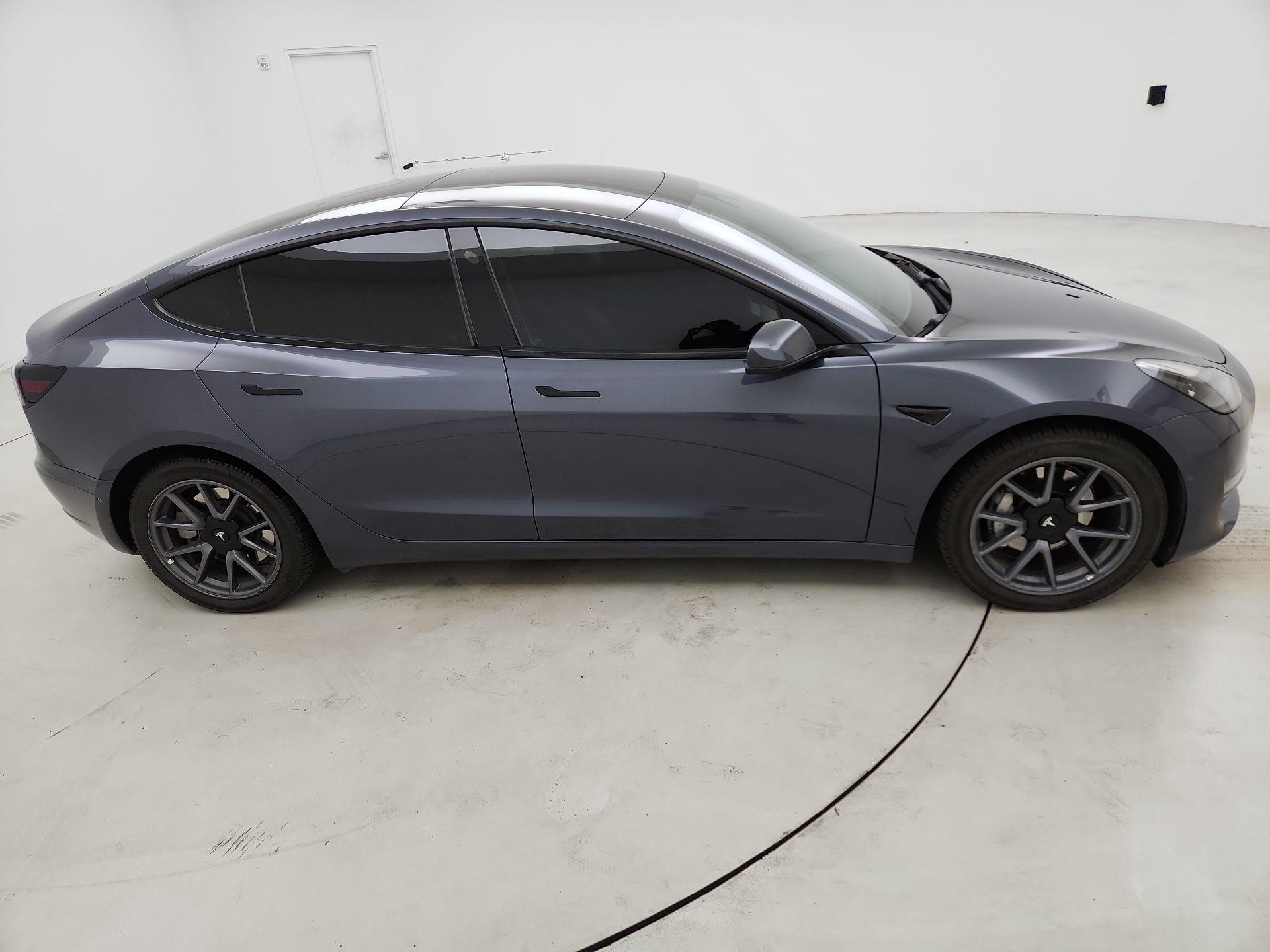 Thumbnail: 2022 Tesla Model 3 - 4