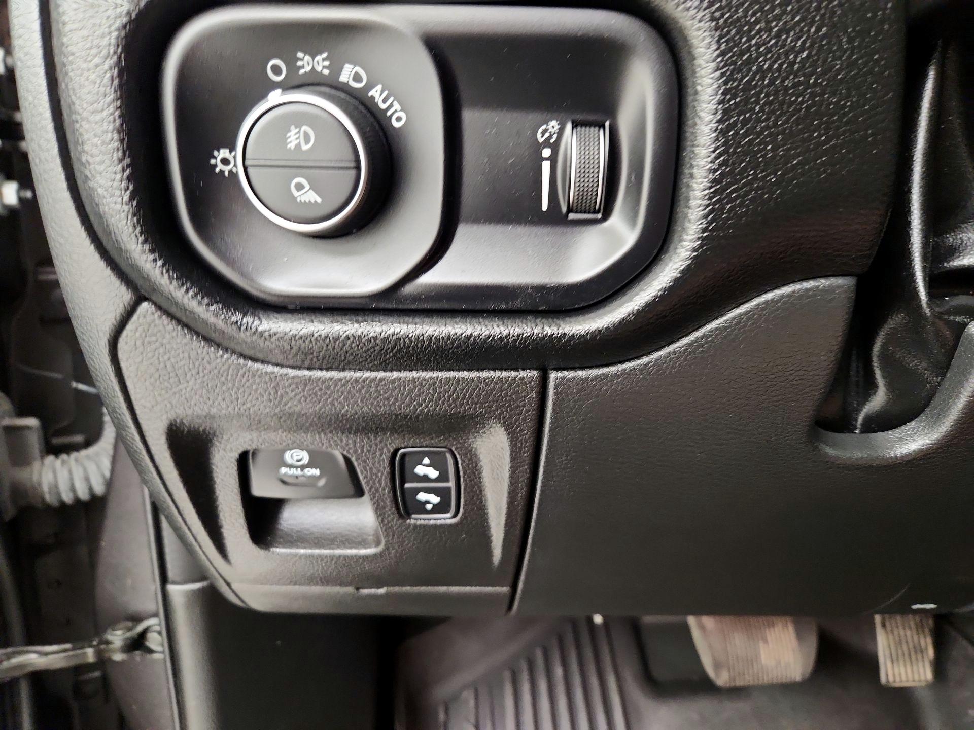 Thumbnail: 2022 RAM 1500 - 13