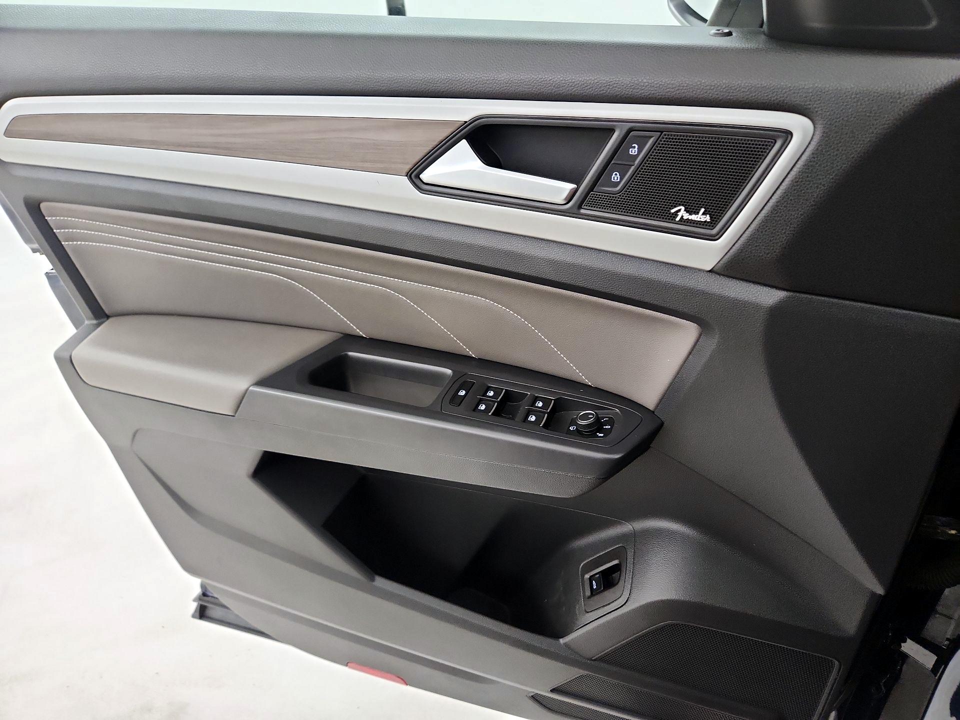 Thumbnail: 2021 Volkswagen Atlas - 10